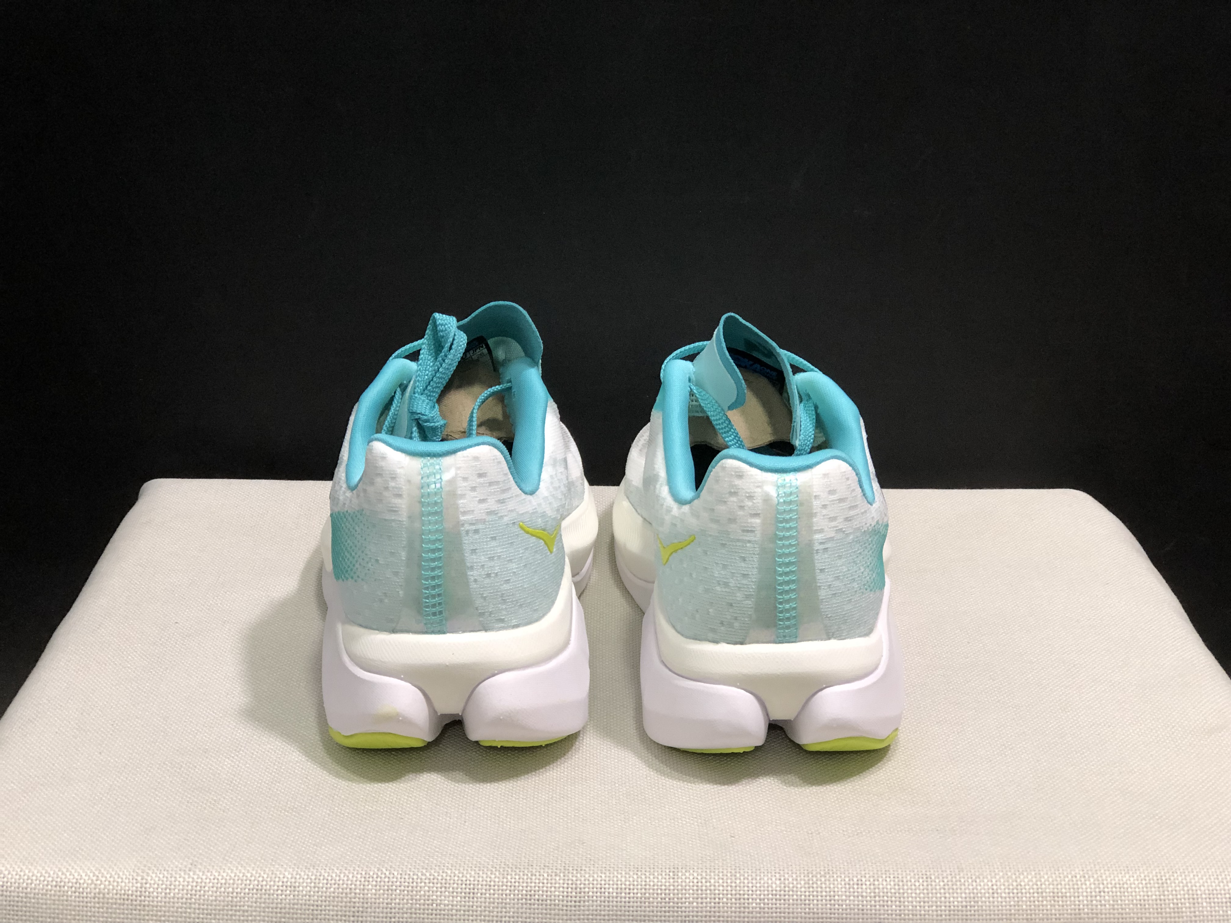 Hoka One One Mach X Low-top Running Shoes Sneakers White