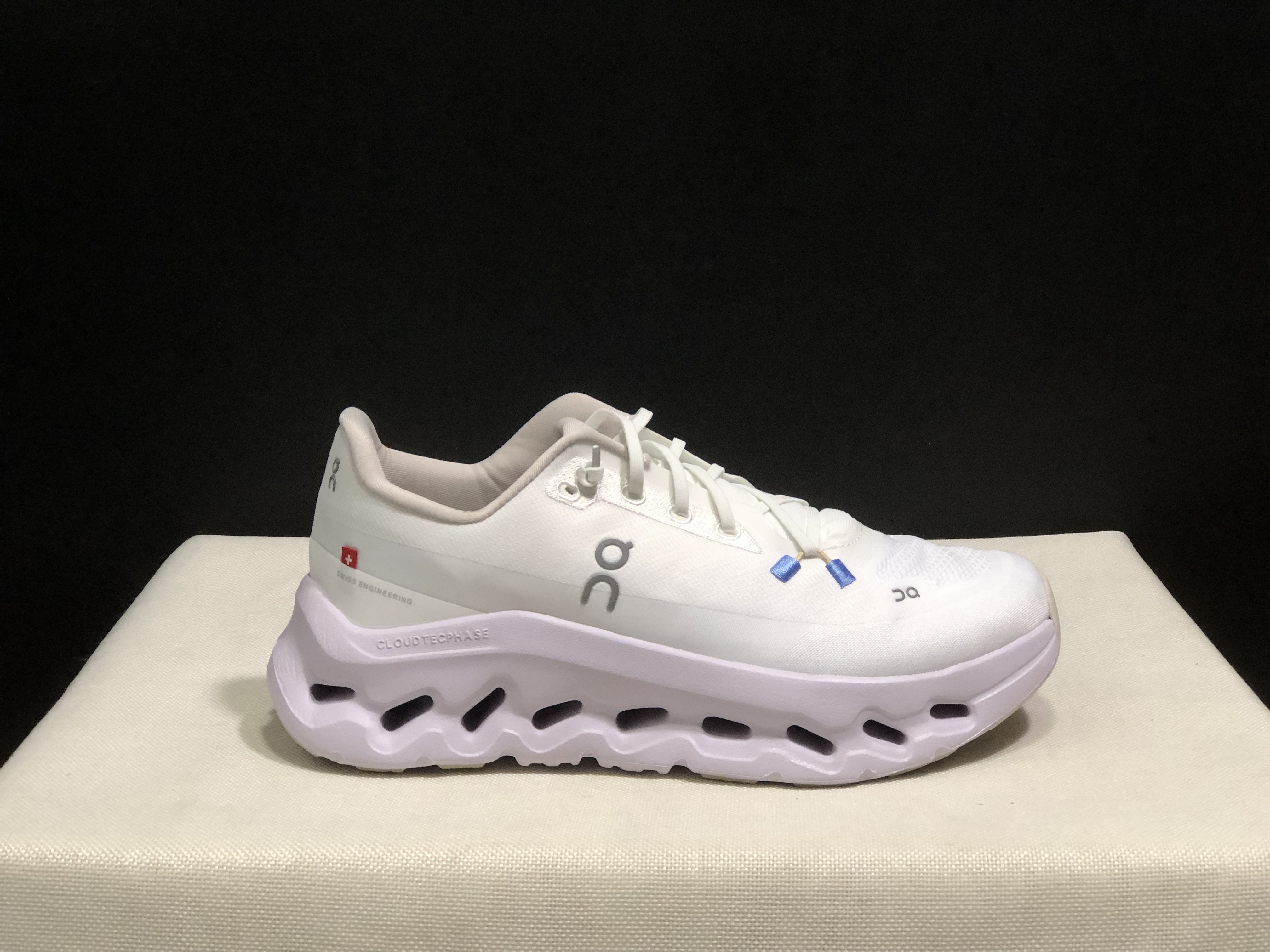 On Running Cloudtilt Durable Casual Life Shoes Beige/Light Purple