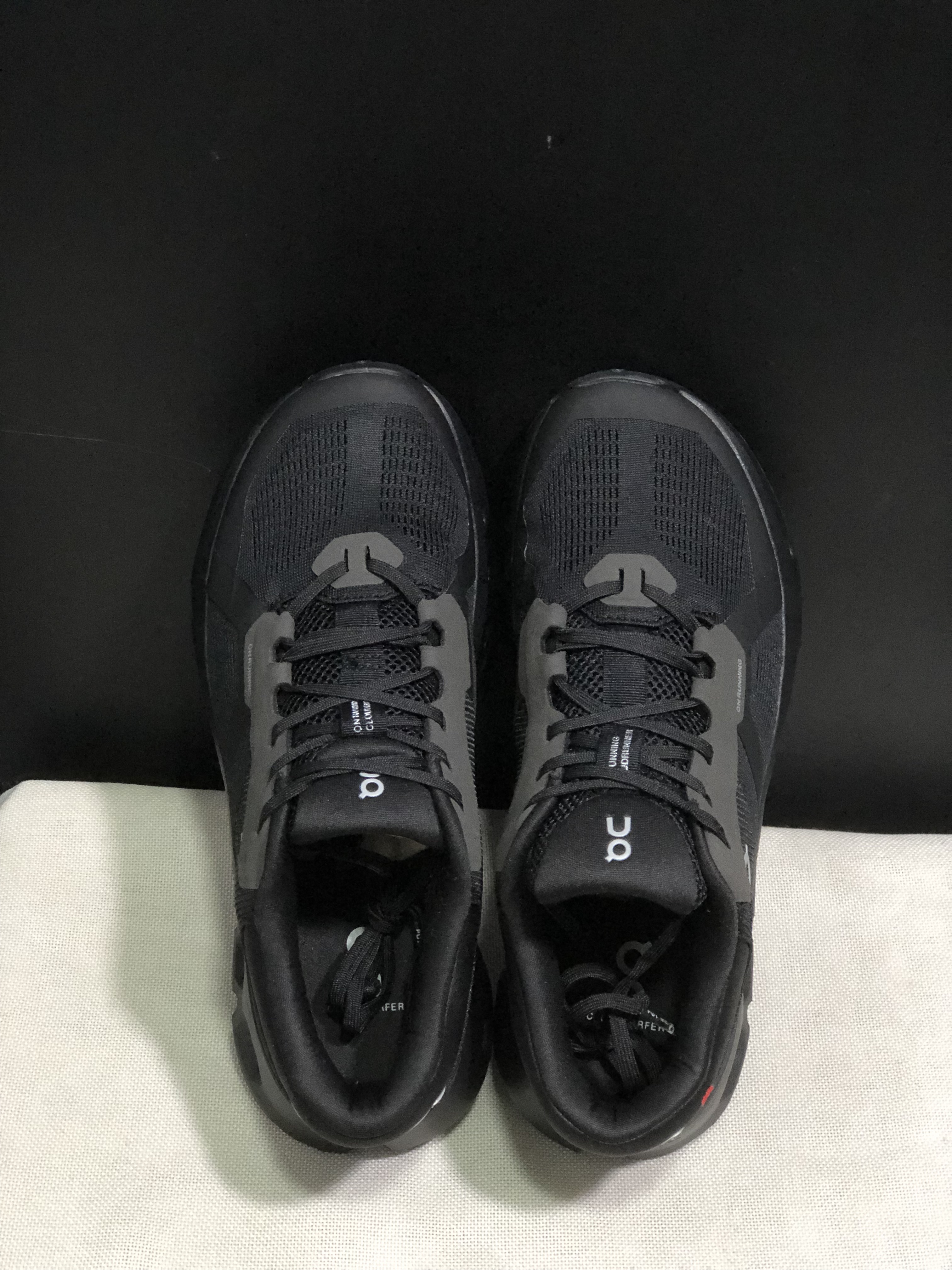 On Running Cloudrunner 2 Mesh Breathable Black Running Shoes