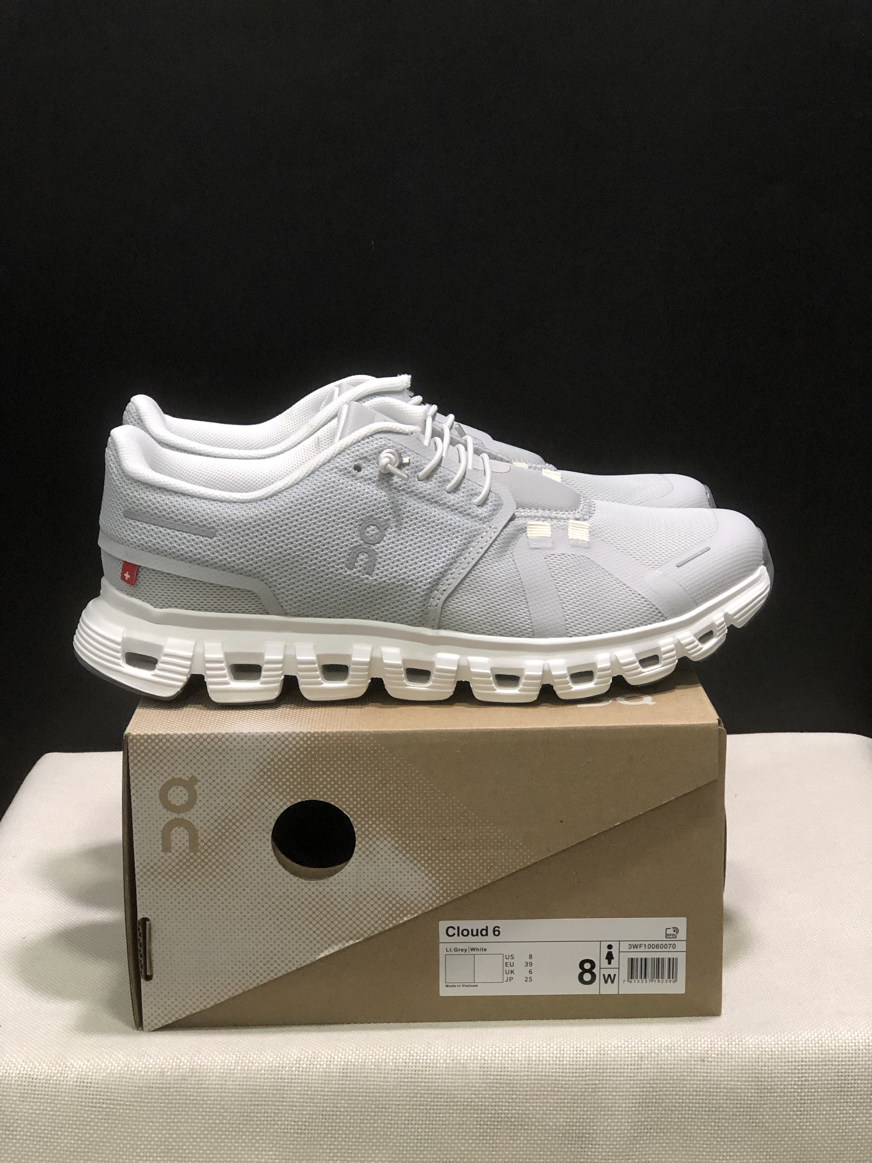 On Running Cloud 6 Casual Life Shoes Light Grey