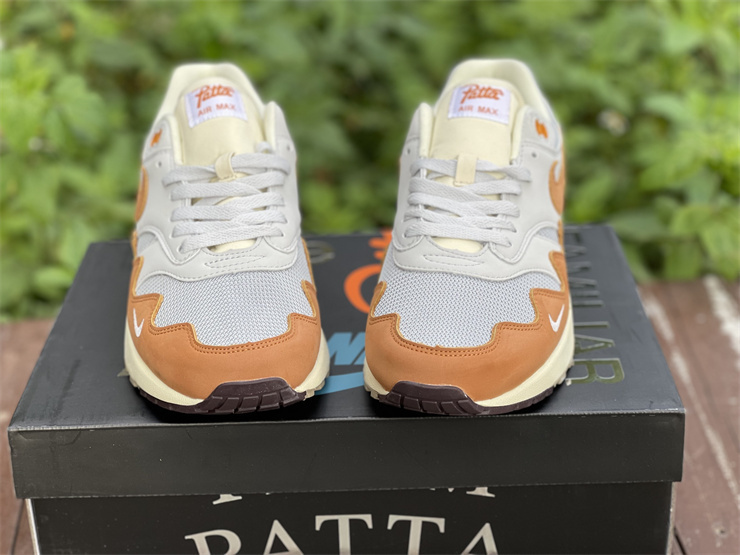 Nike Air Max 1 Patta Waves Monarch Brick Orange Pure Platinum Sneakers