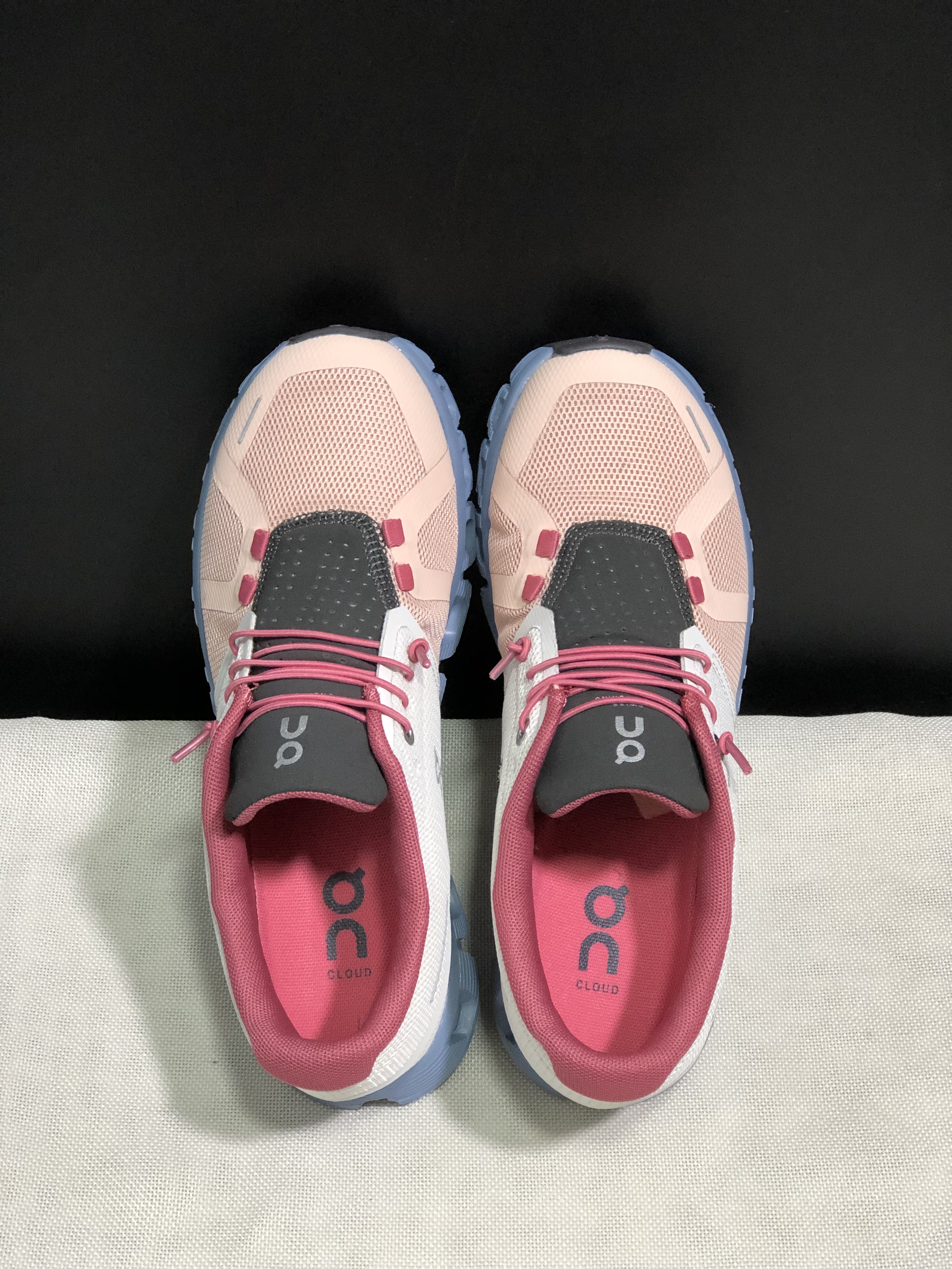 On Running Cloud 5 Lightweight Running Shoes Ice/Prairie