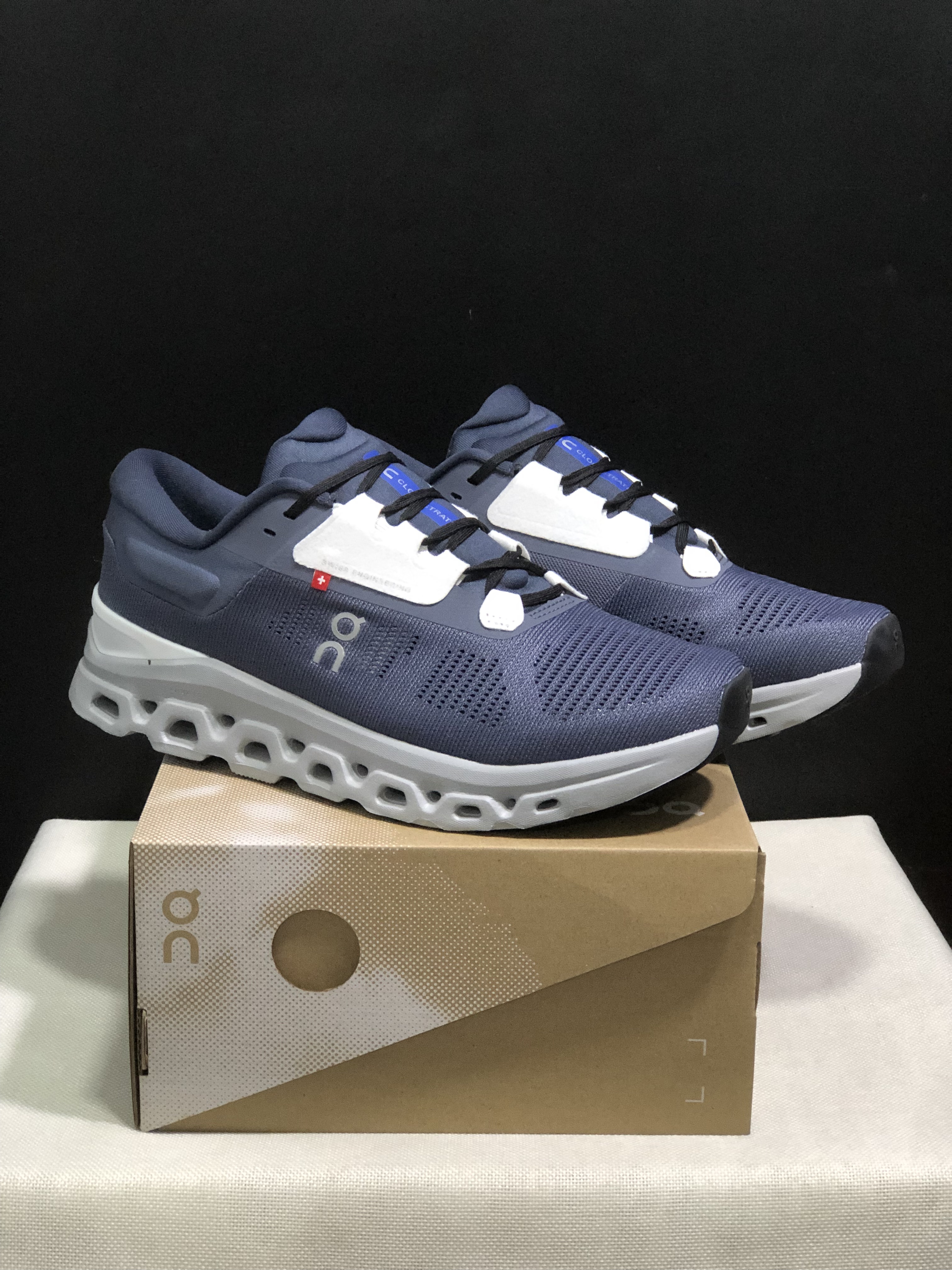 On Running Cloudstratus 3 Anti-Slip Running Shoes Dark Blue