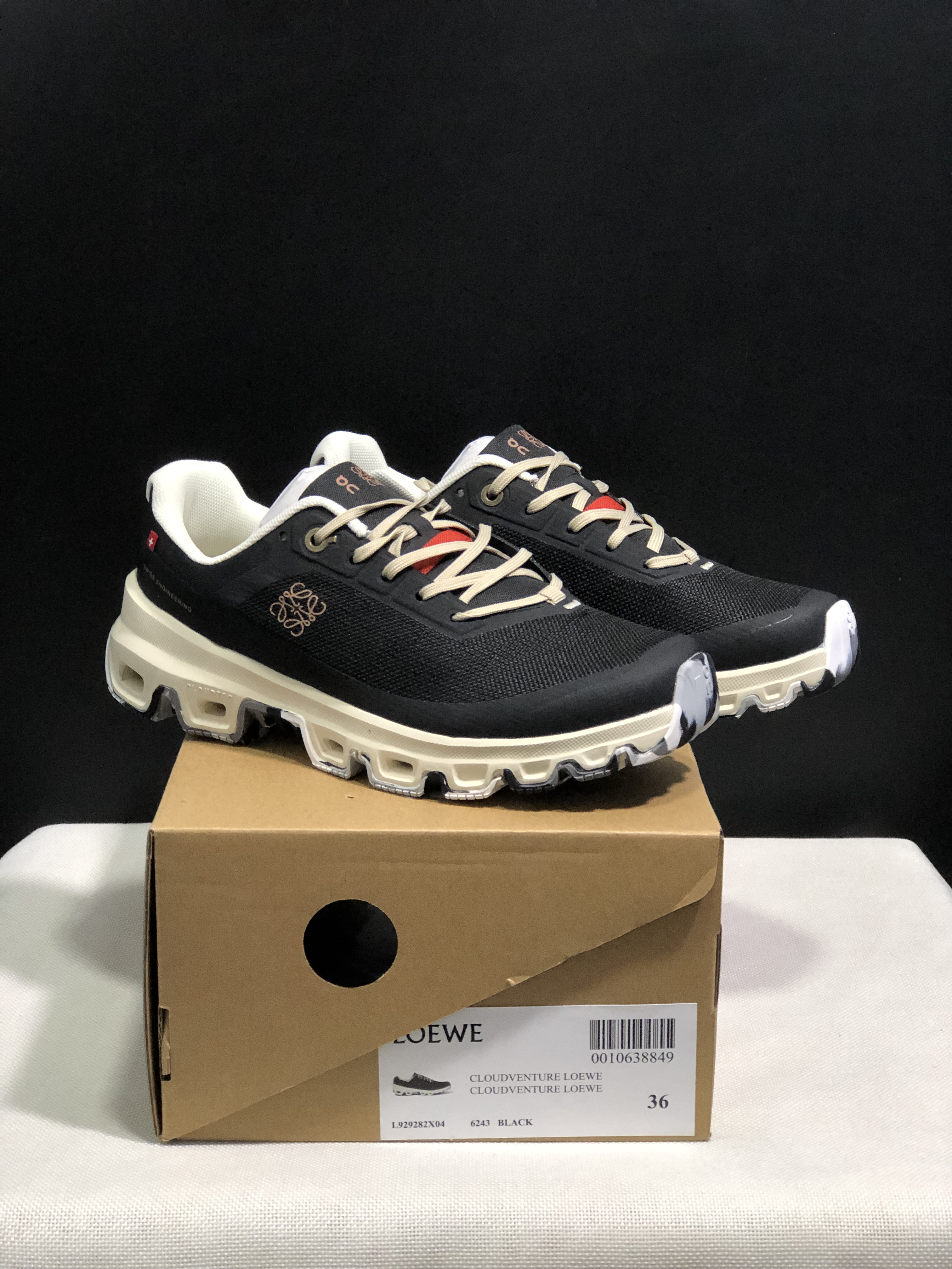 LOEWE x On Running Cloudventrure Fashion Sports Shoes Collaboration Edition Black/Ivory