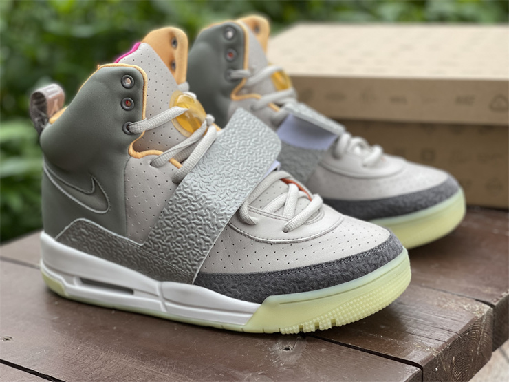 Nike Air Yeezy 1 Zen Grey Sneakers