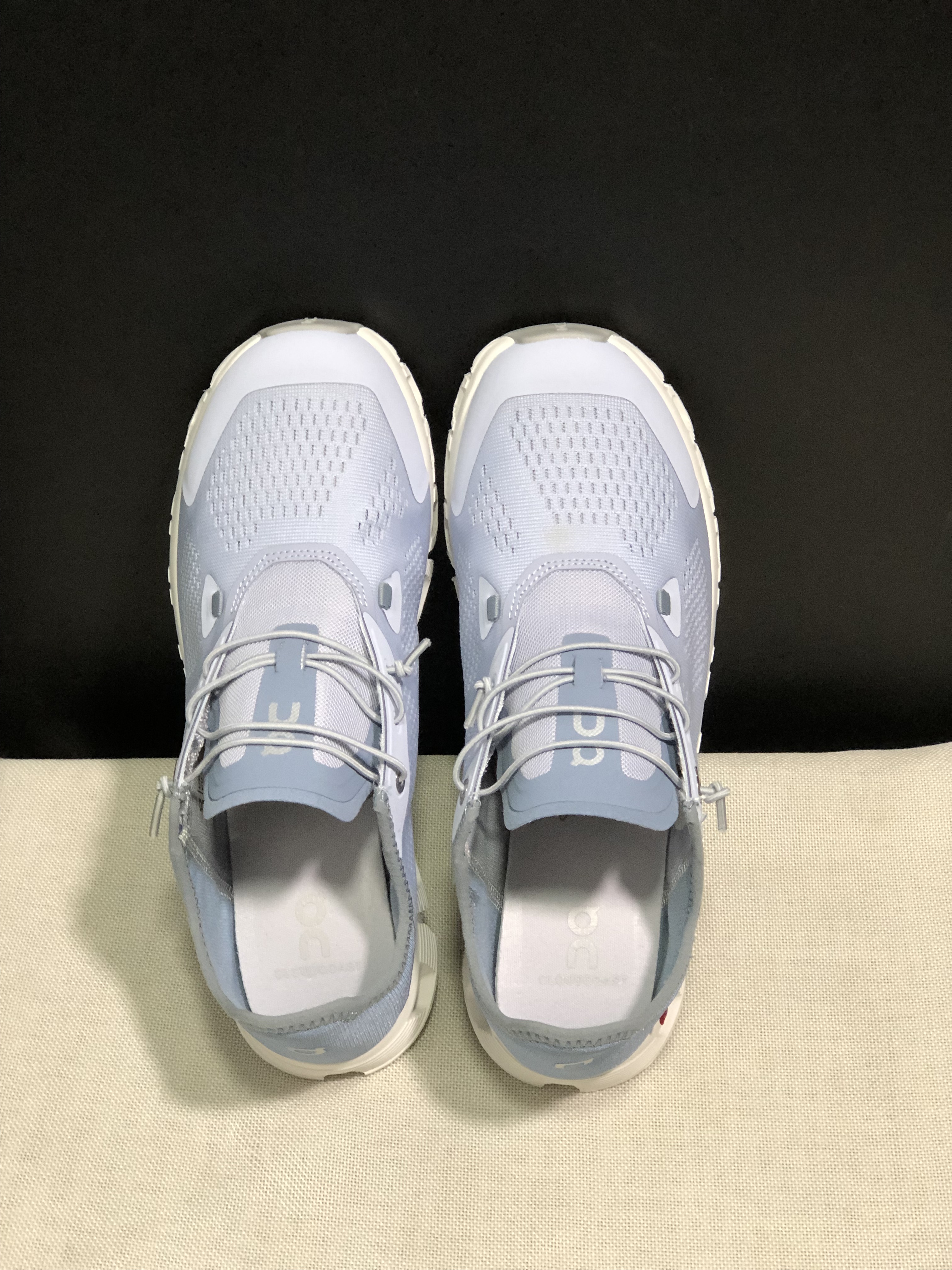 On Running Cloud 5 Coast Convenient And Breathable Running Shoes Light Grayish Blue