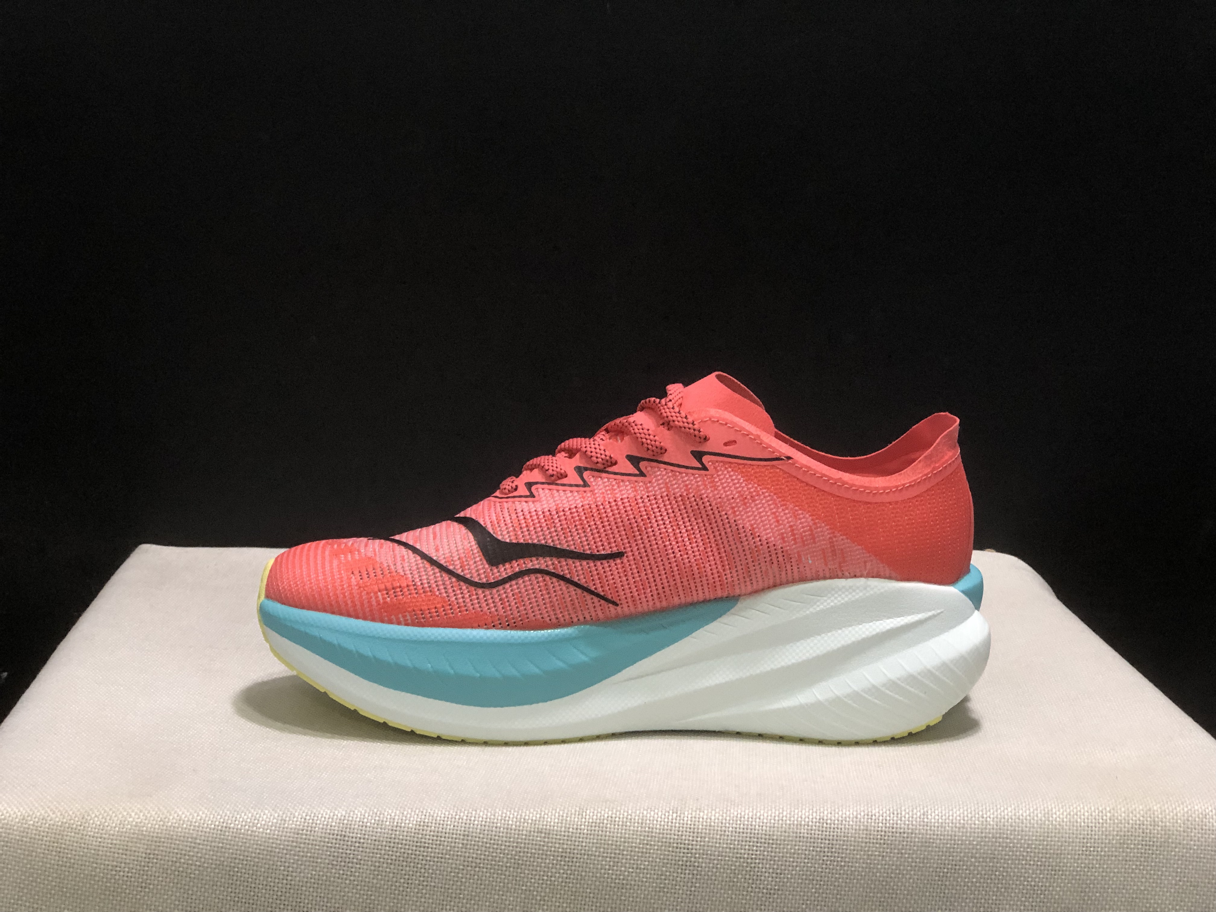 Hoka One One Mach X 2 Anti-slip Low-top Running Shoes Red