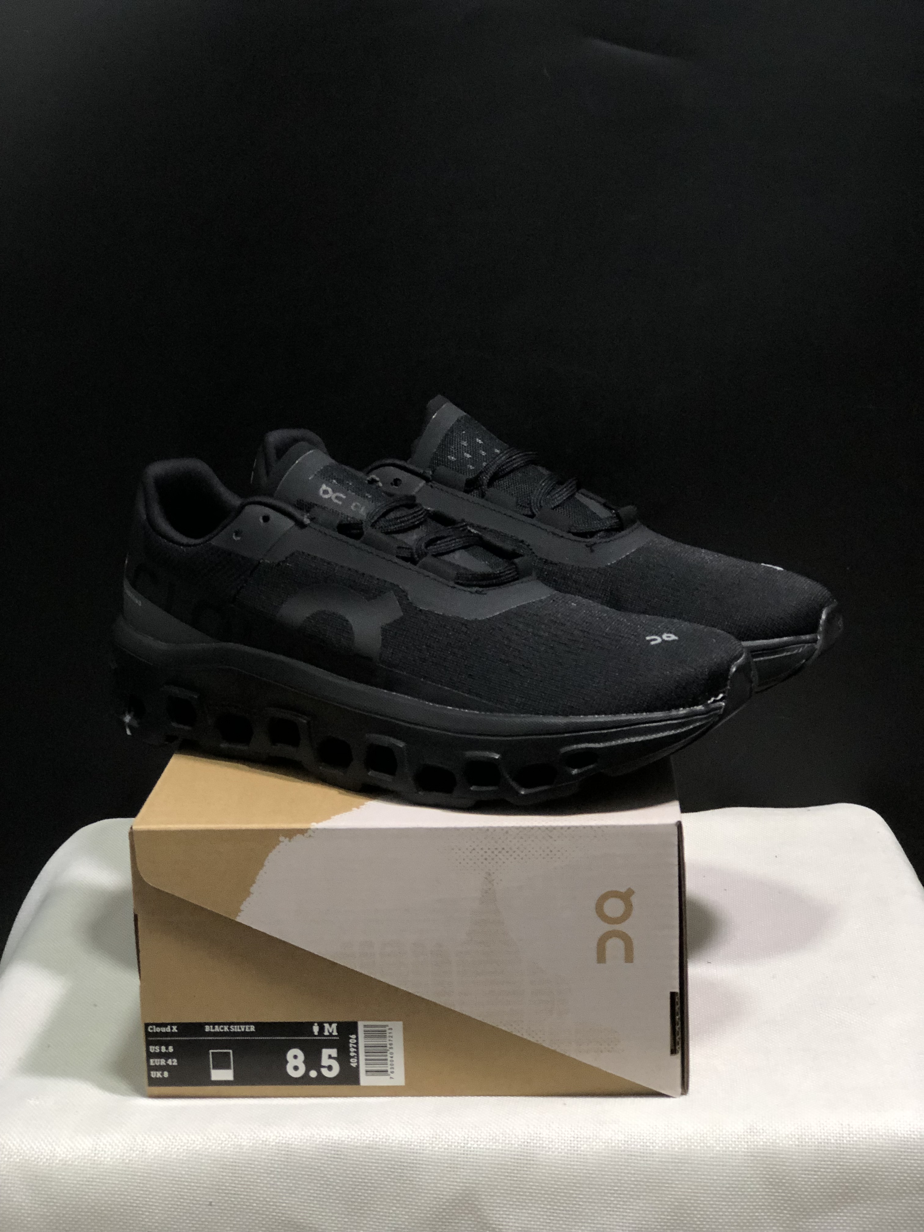 On Running Cloudmonster Anti-Slip Running Shoes All Black