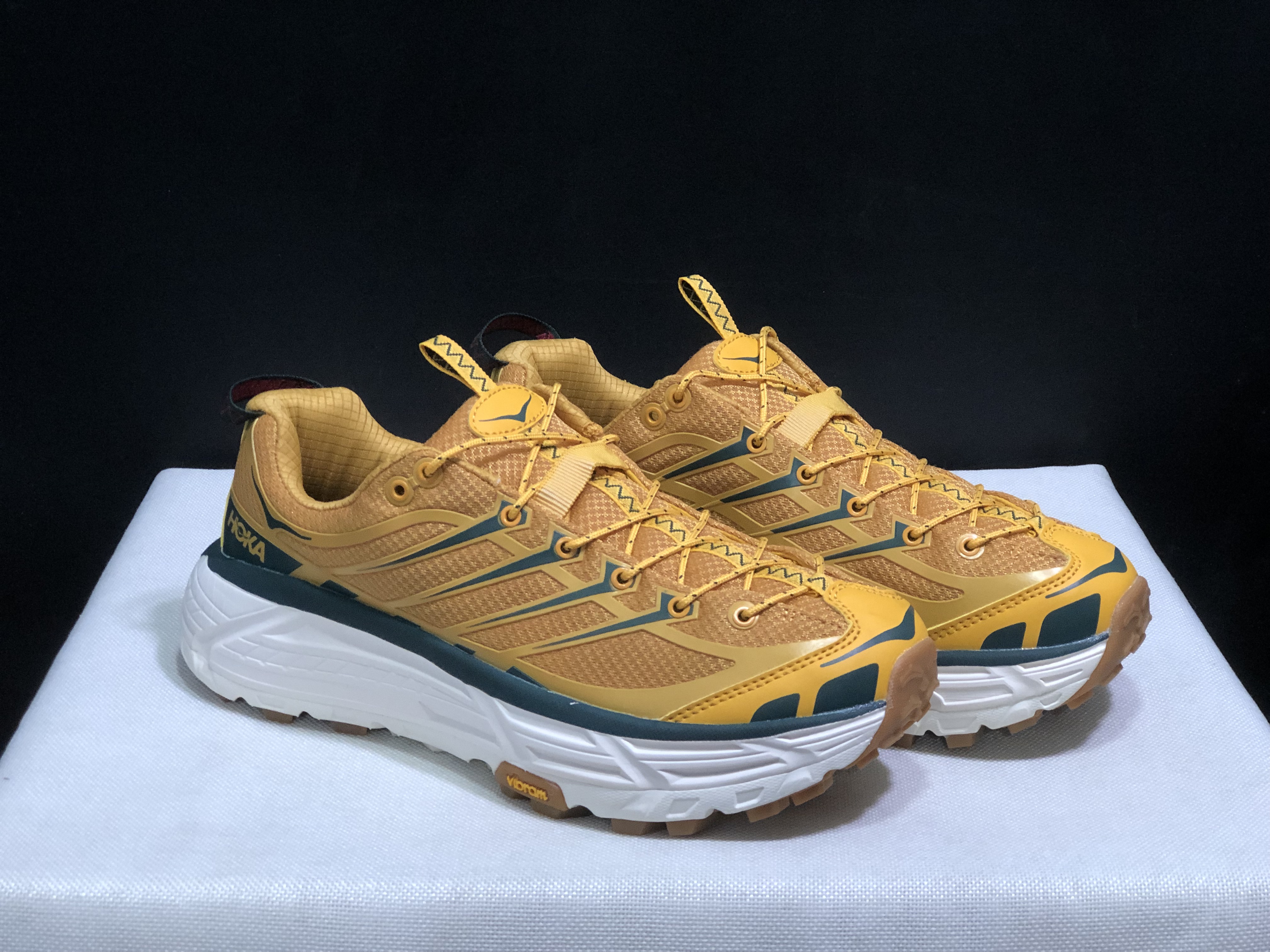 Hoka One One Mafate Three 2 Anti-slip Running Shoes Sneakers Yellow