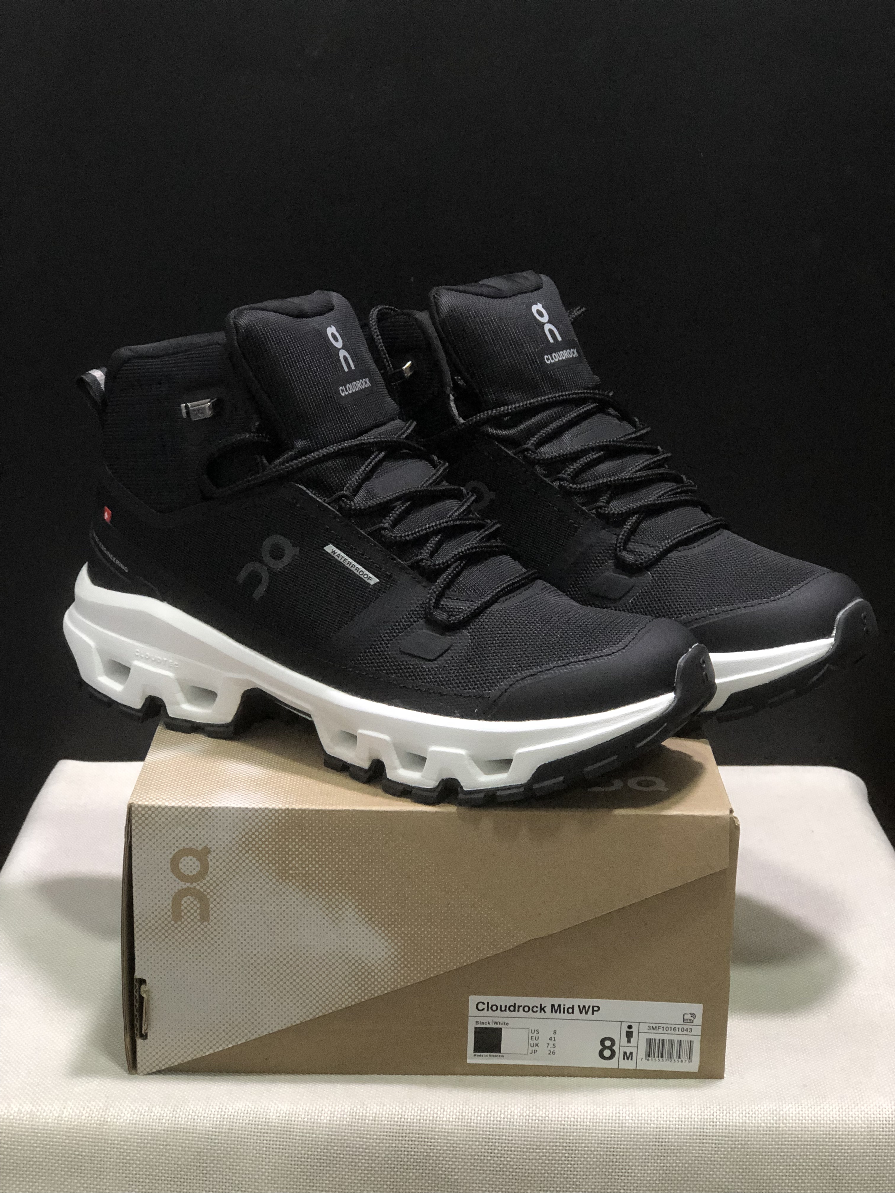 On Running Cloudrock Mid WP High-Top Hiking Shoes Black/White