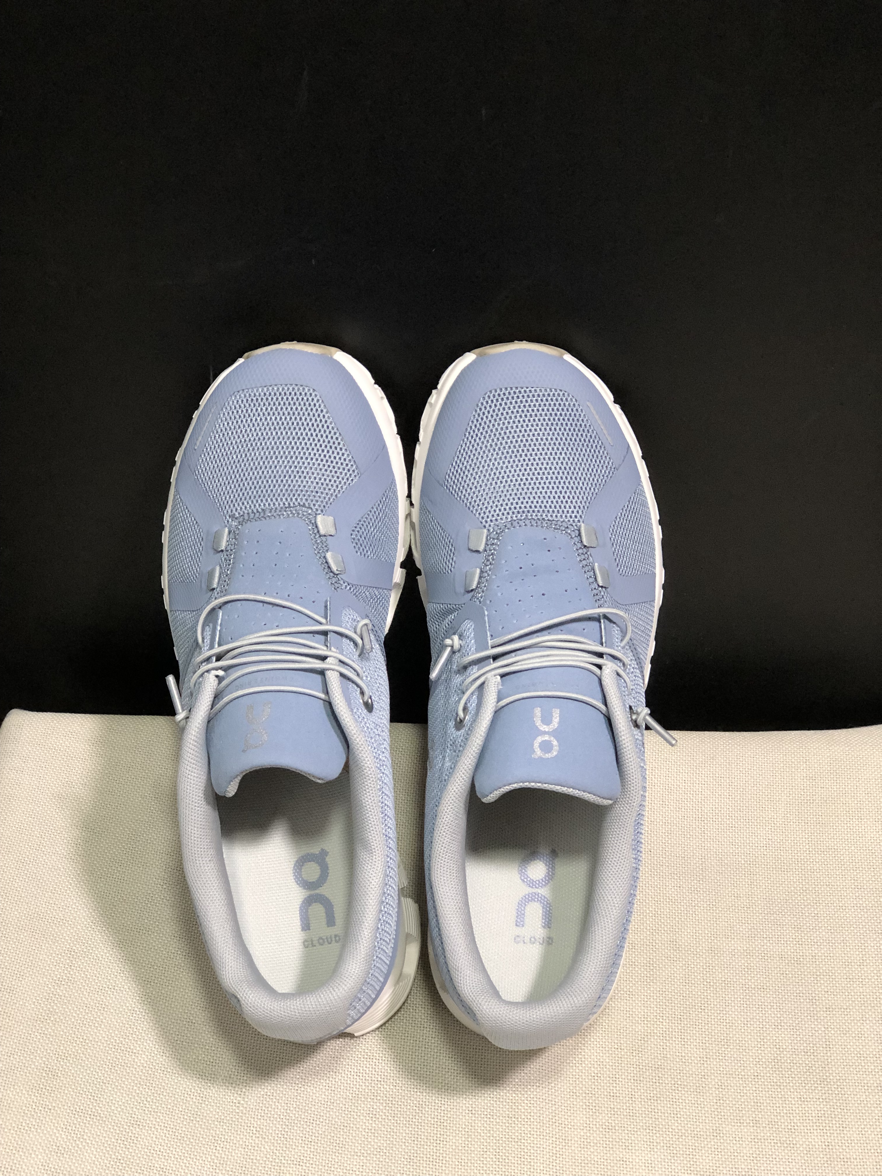 On Running Cloud 5 Lightweight Running Shoes Light Grayish Blue/White