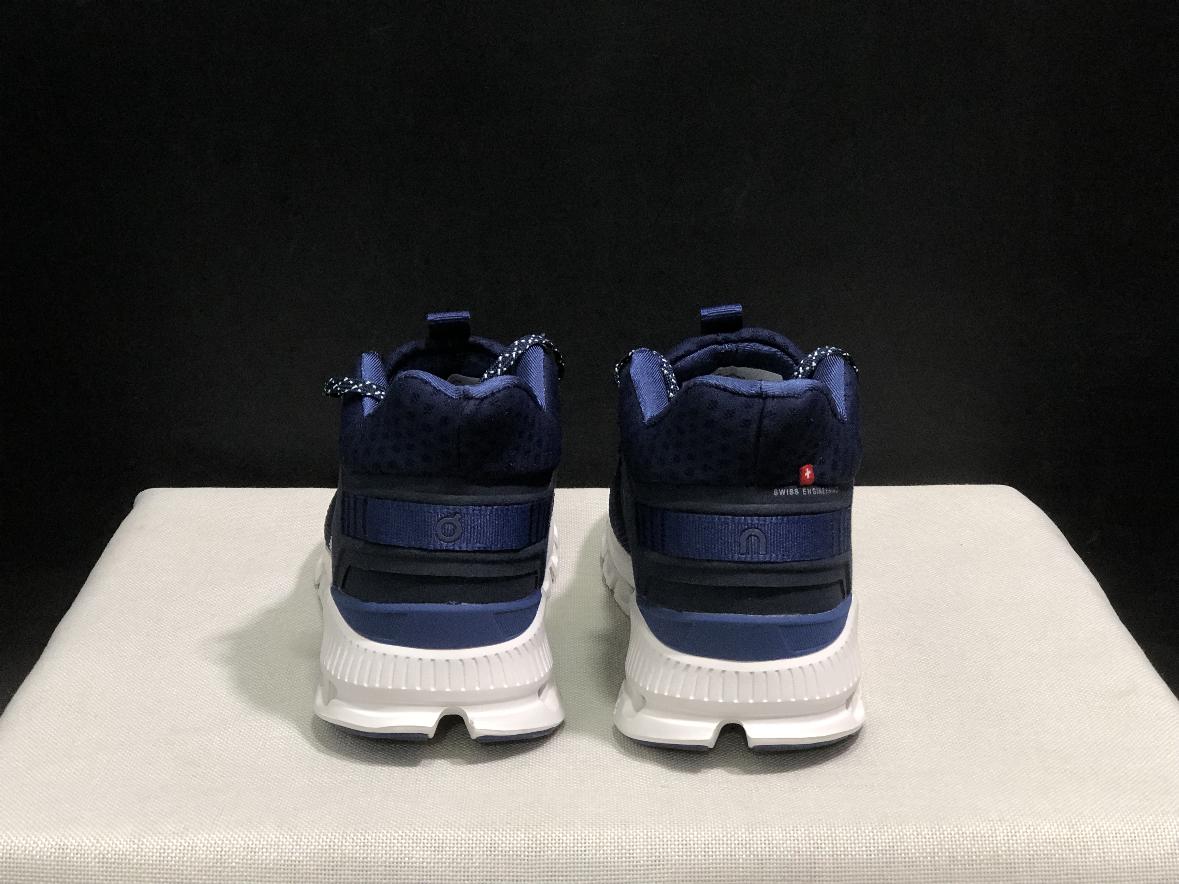 On Running Cloud Hi Edge Outdoor Training Running Shoes Ink/Midnight