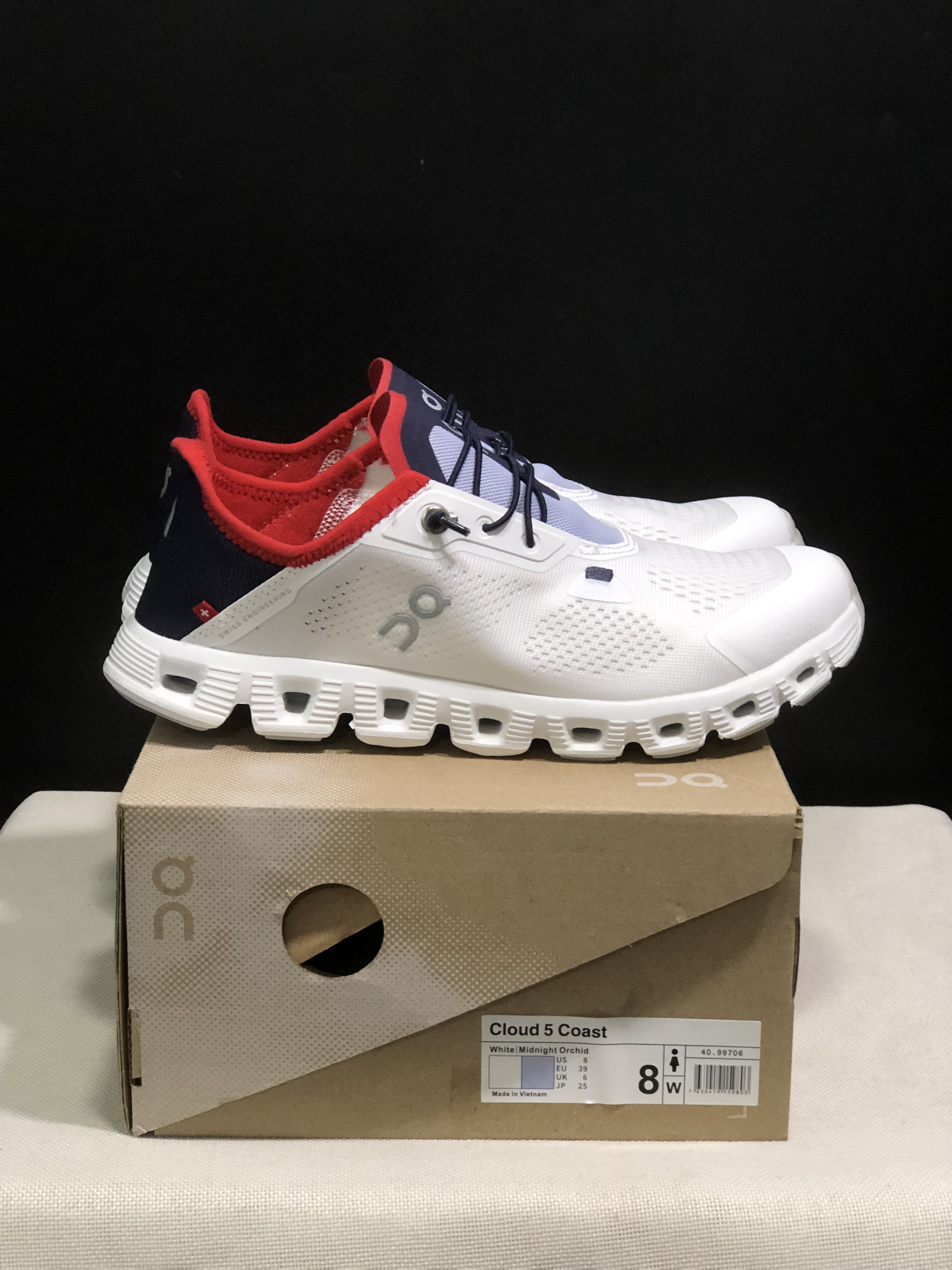 On Running Cloud 5 Coast Convenient And Breathable Running Shoes White