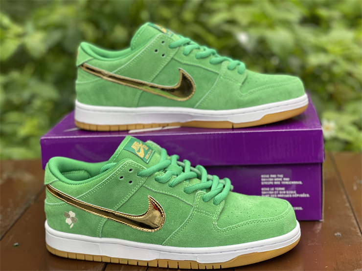 Nike SB Dunk Low Pro St. Patrick's Day 2022 Green Sneakers