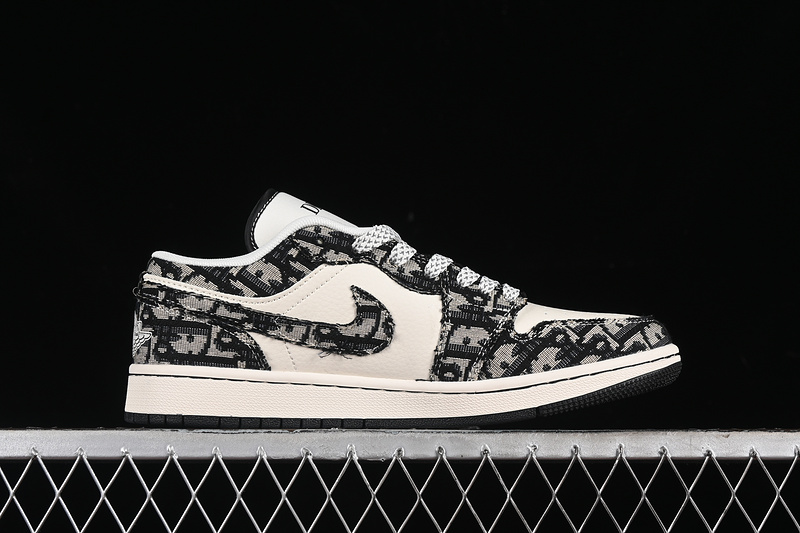 Nike Air Jordan 1 Low DIOR Black White Sneakers