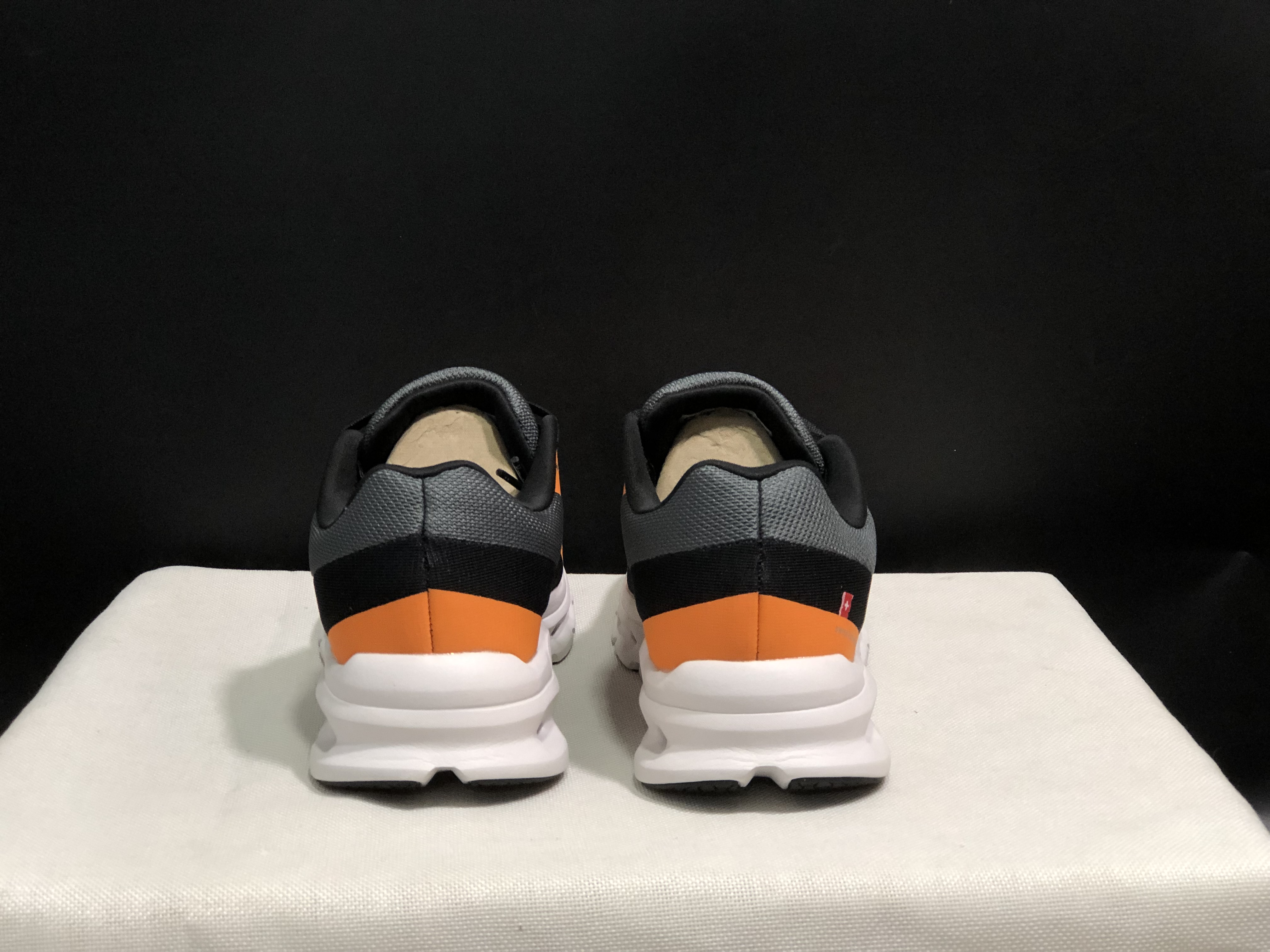 On Running Cloudrunner Anti-Slip Sports Running Shoes Grey/Orange