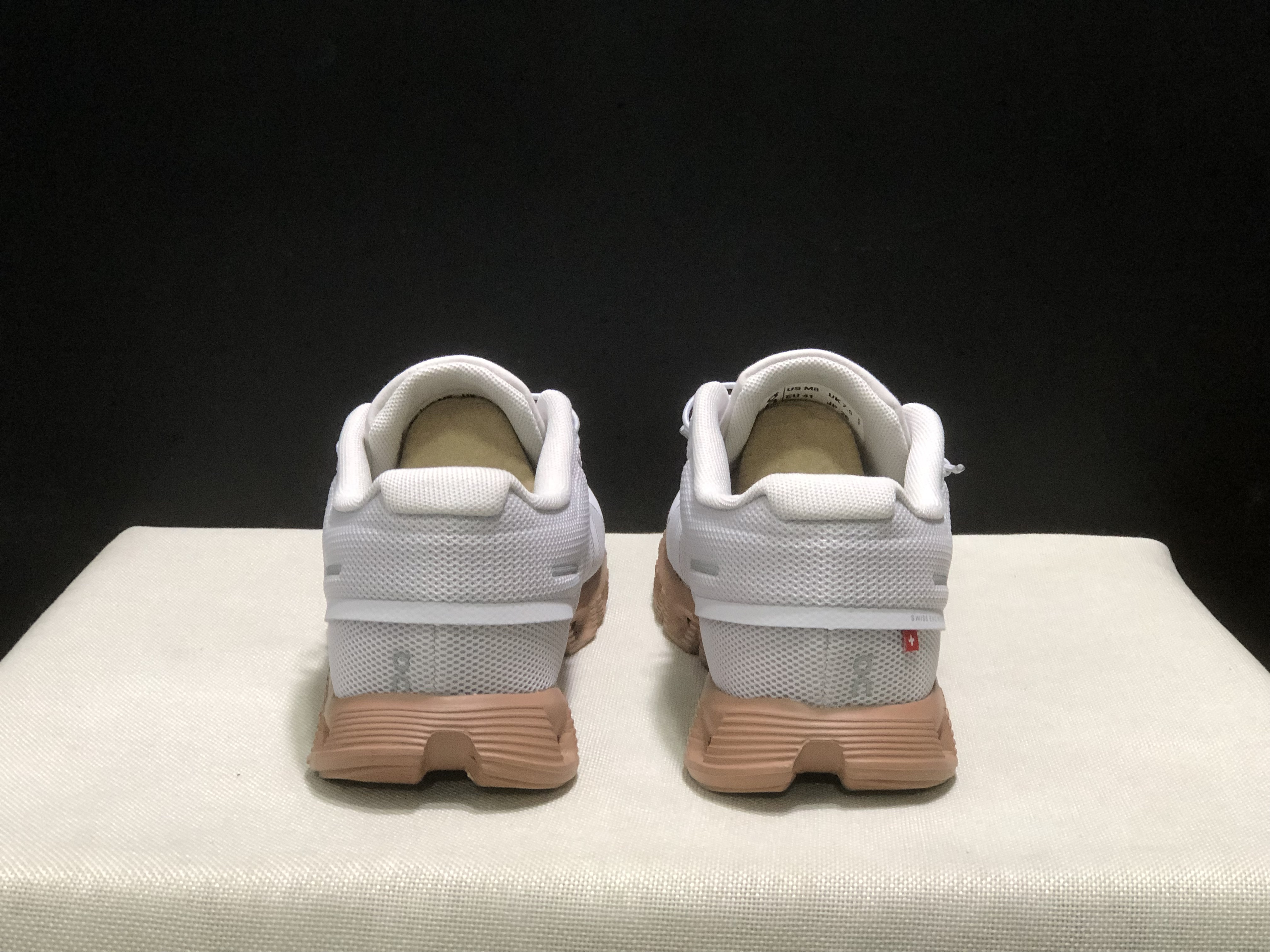 On Running Cloud 5 Lightweight Running Shoes Mist White/Brown