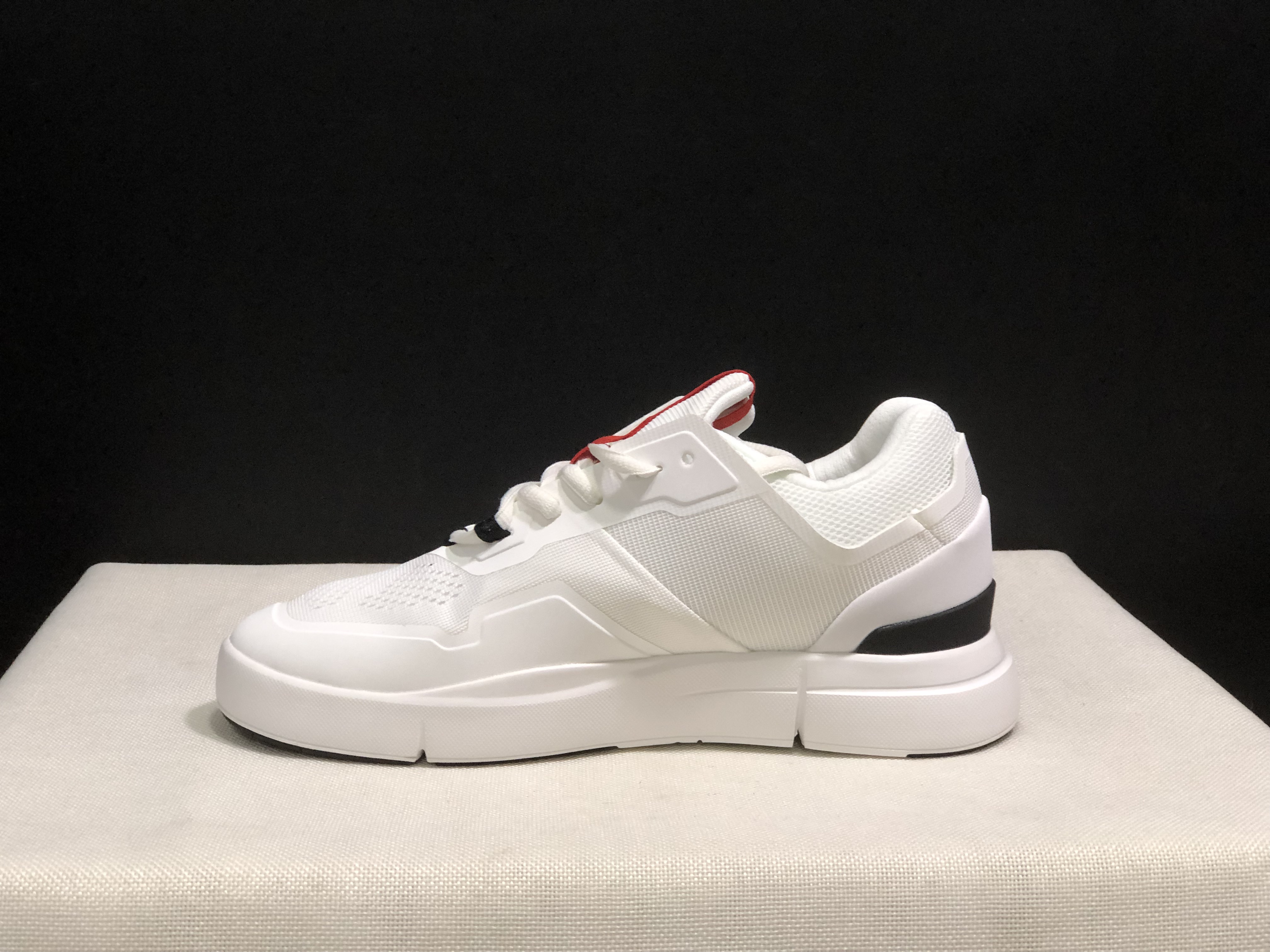 On Running The Roger Spin Breathable Mesh Sneakers Blue/Red/White