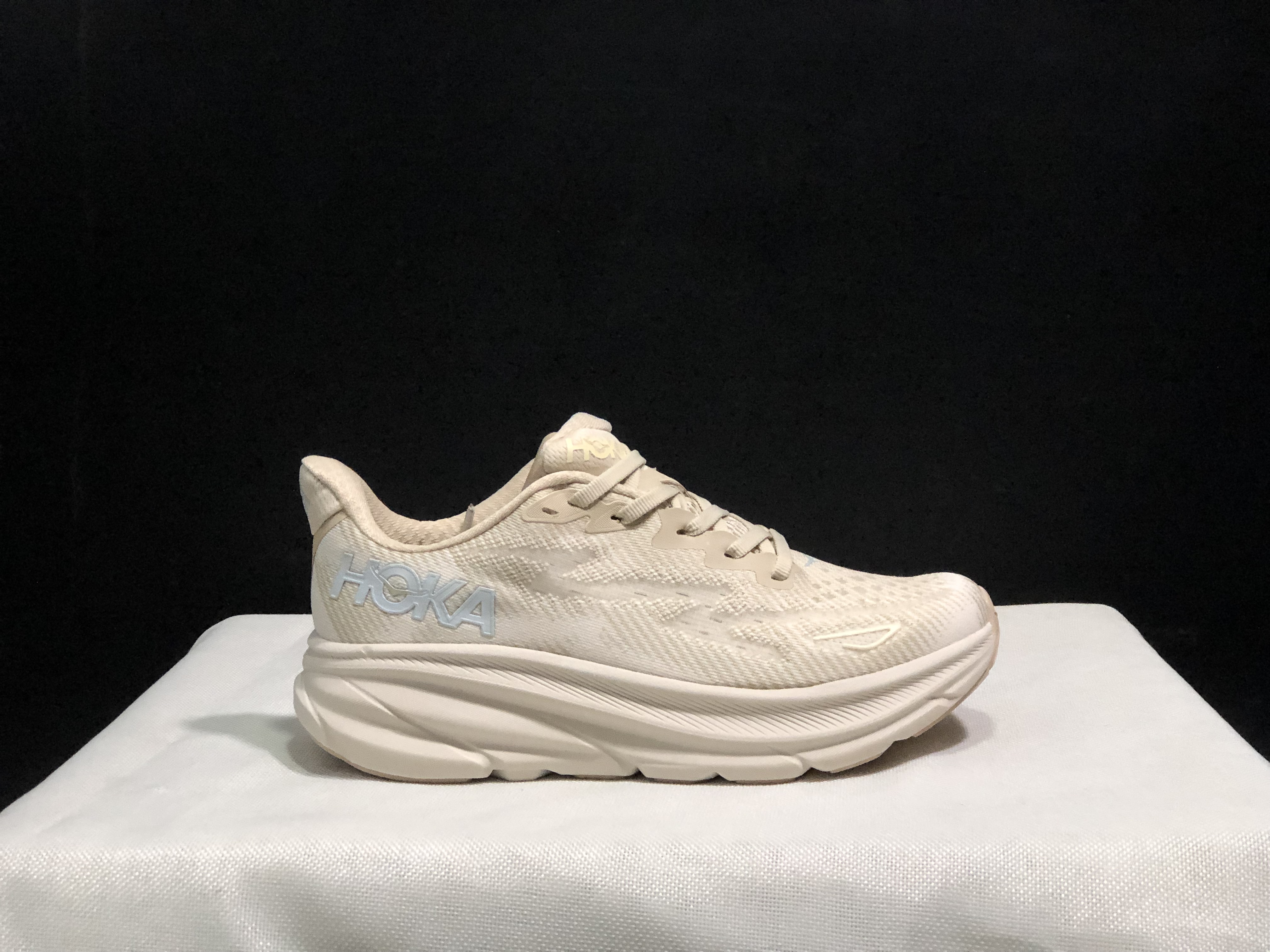 Hoka One One Clifton 9 Running Shoes Athletic Shoes Sneakers Cream