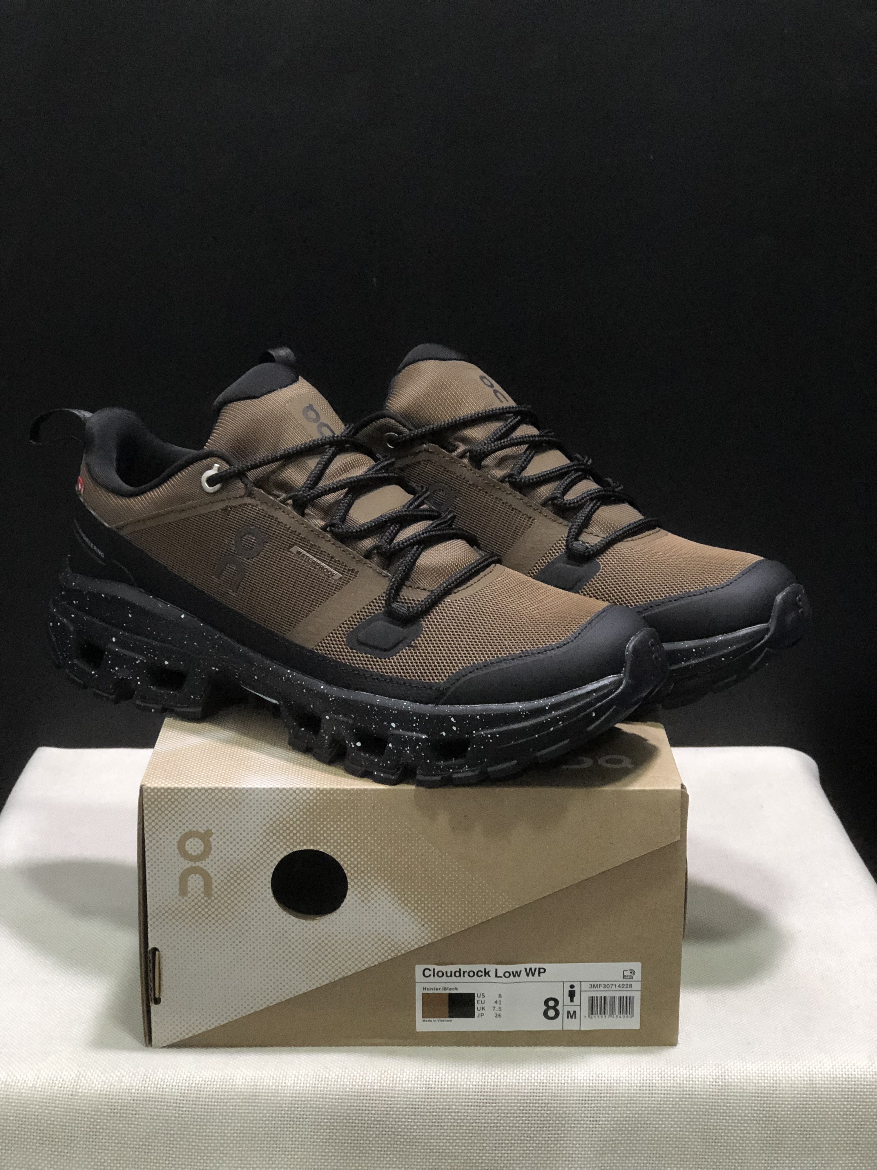 On Running Cloudrock Low WP Hiking Outdoor Shoes Brown/Black
