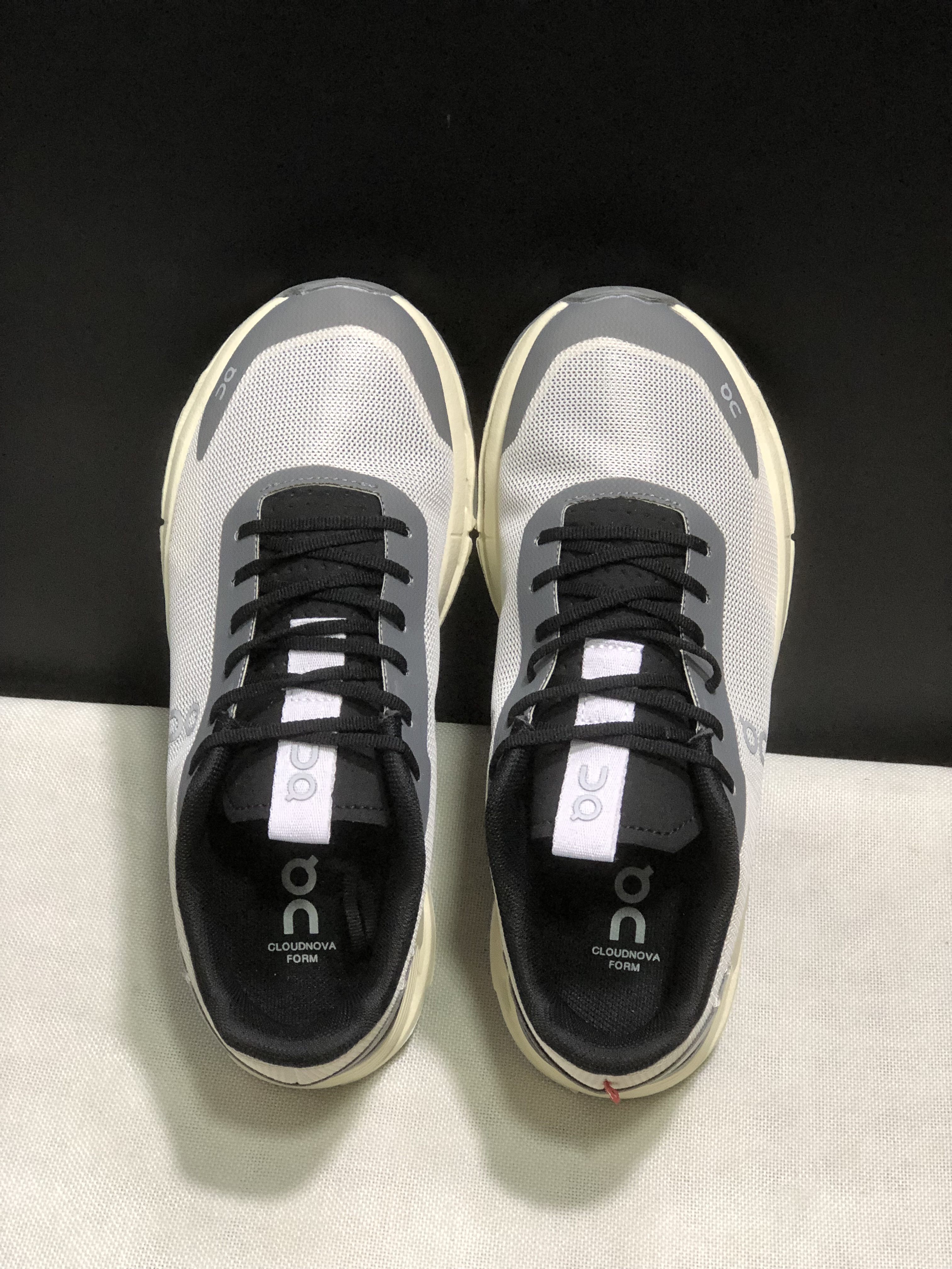 On Running Cloudnova Form 2 Fashionable Casual Running Shoes Fog Grey/Black