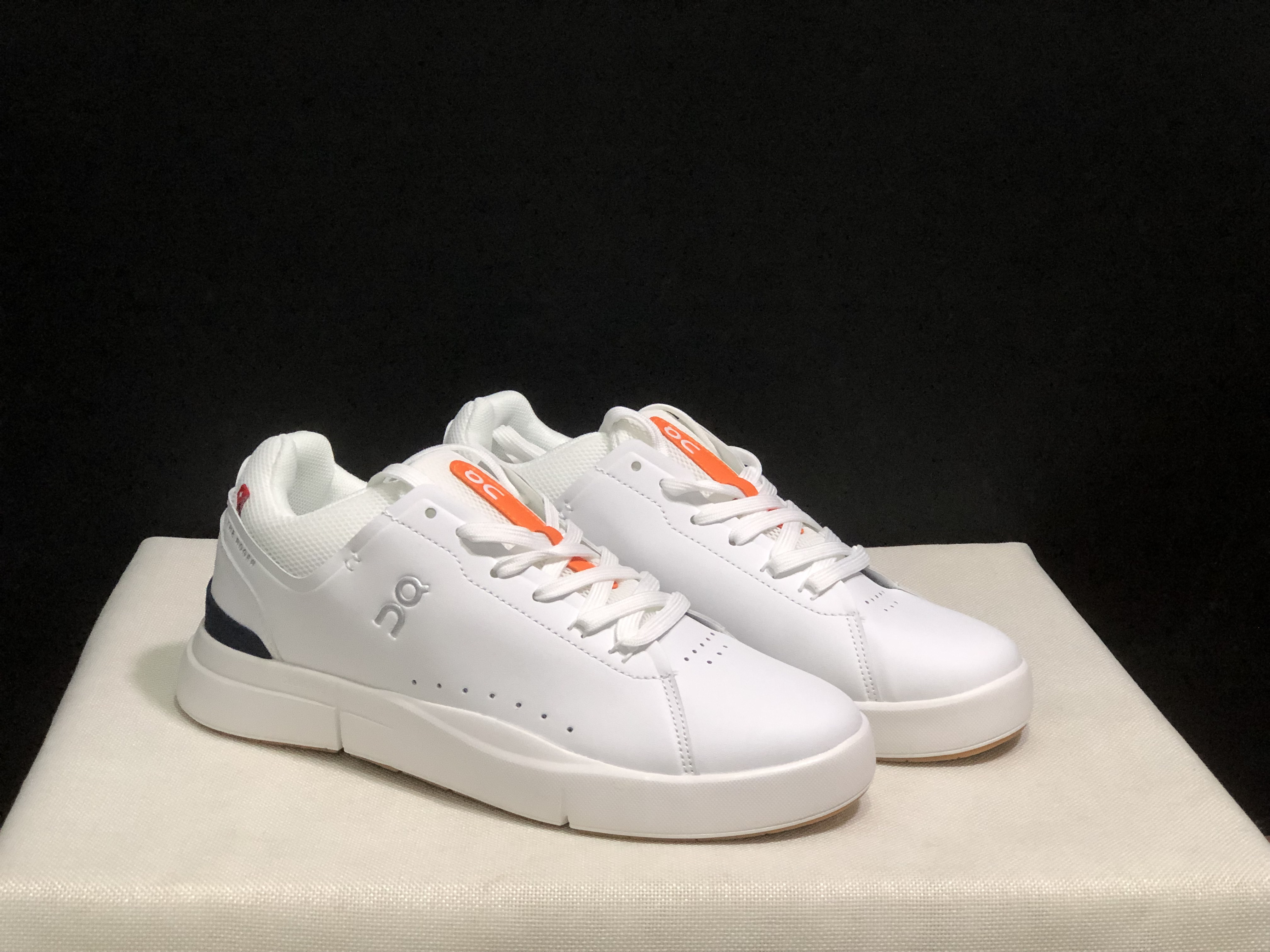 On Running The Roger Spin White Board Shoes