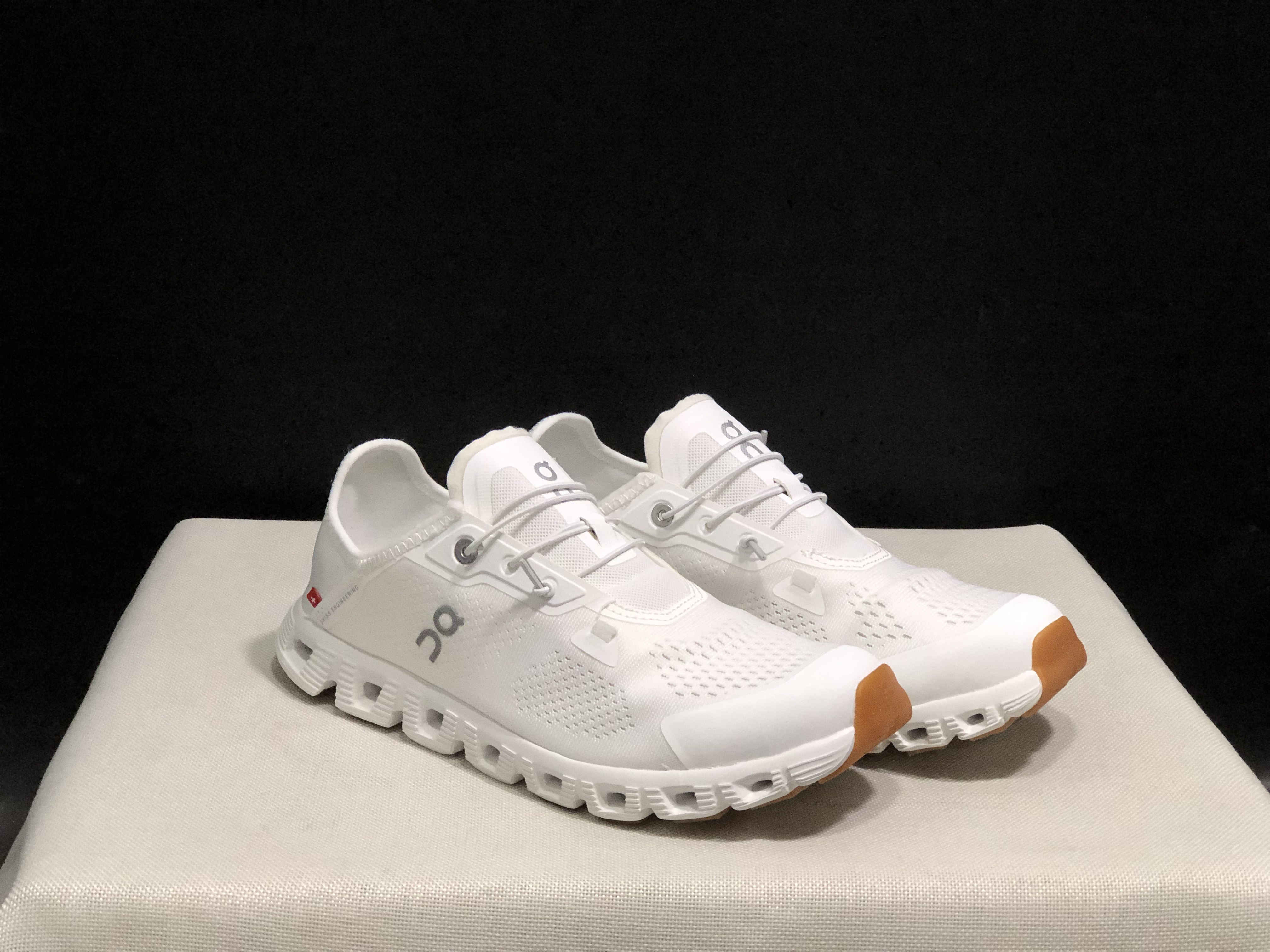 On Running Cloud 5 Coast Convenient And Breathable Running Shoes Pure White