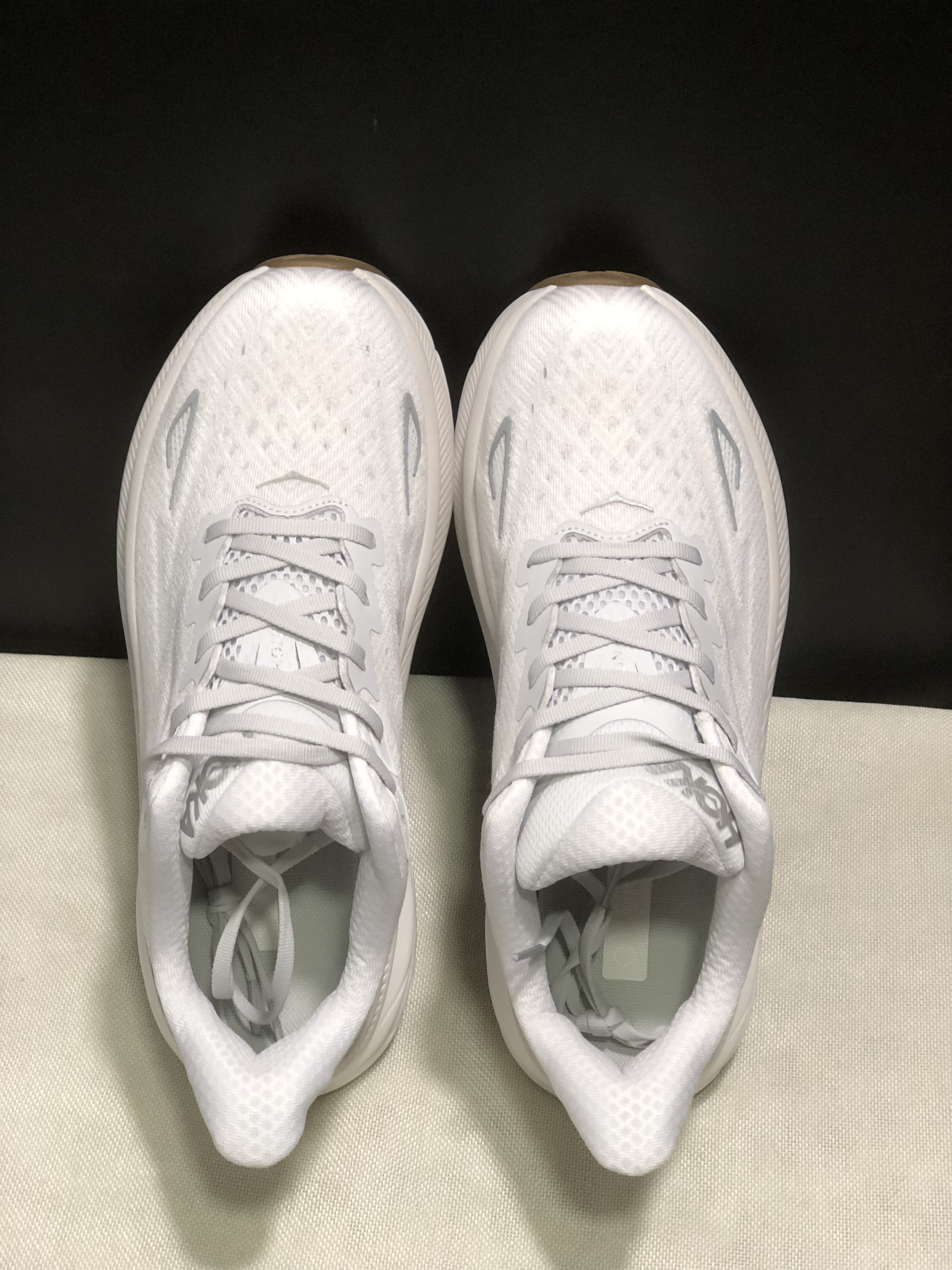 Hoka One One Clifton 9 Running Shoes White Athletic Shoes Sneakers