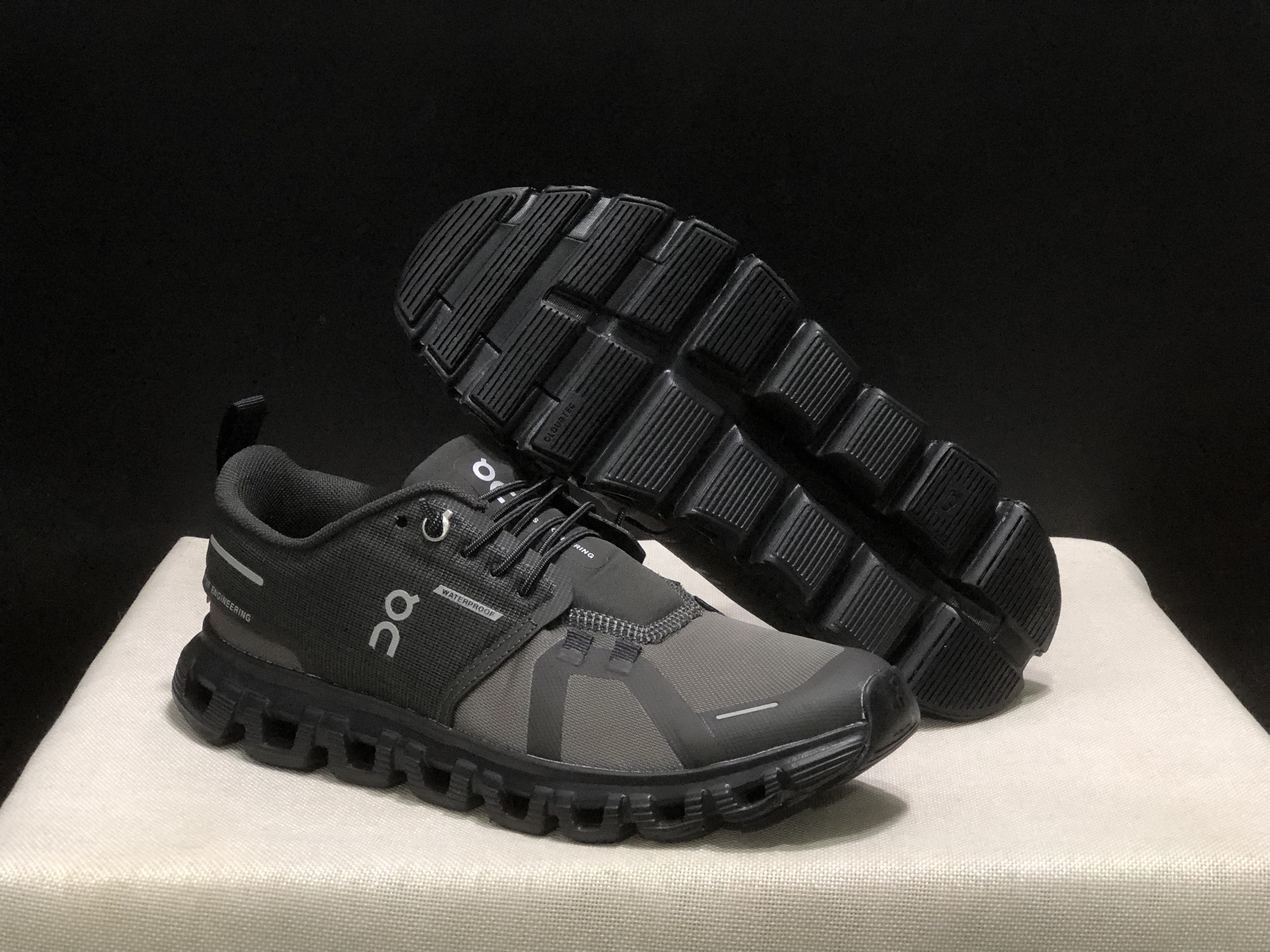 On Running Cloud 6 Casual Life Shoes Dark Grey
