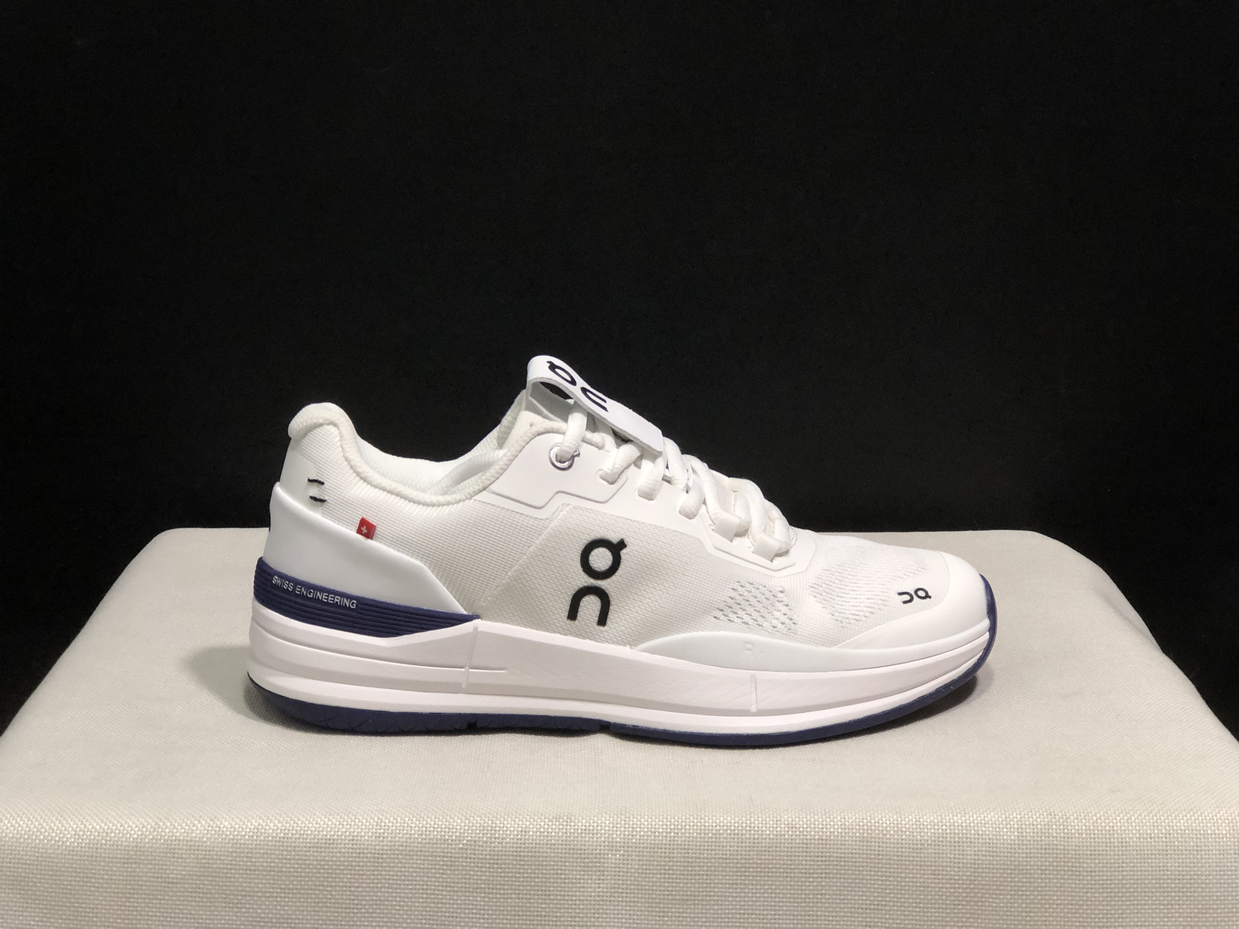 On Running The Roger Rro Durable And Breathable Tennis Shoes White/Dark Purple