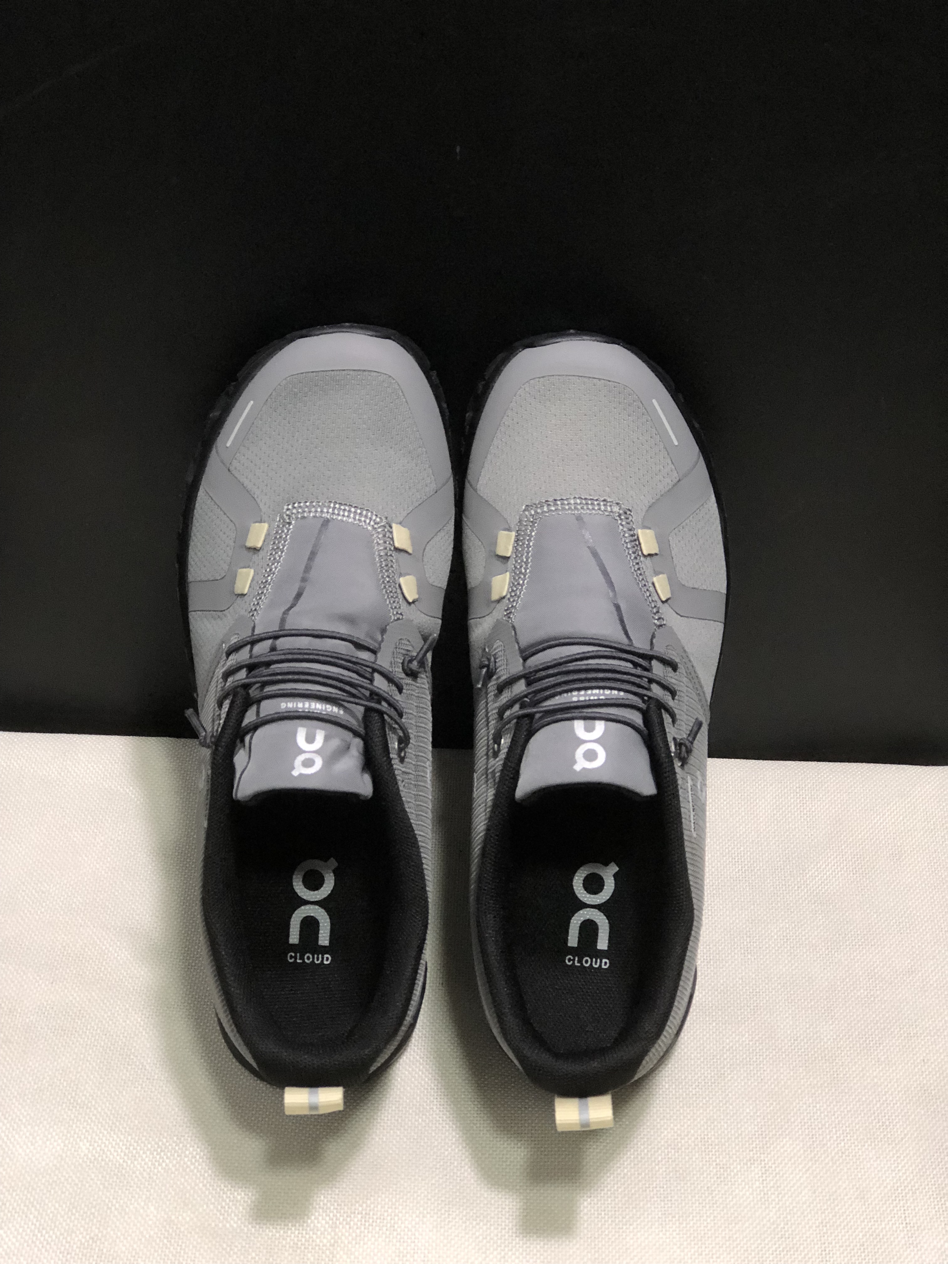 On Running Cloud 5 Lightweight Running Shoes Wolf Grey/Black