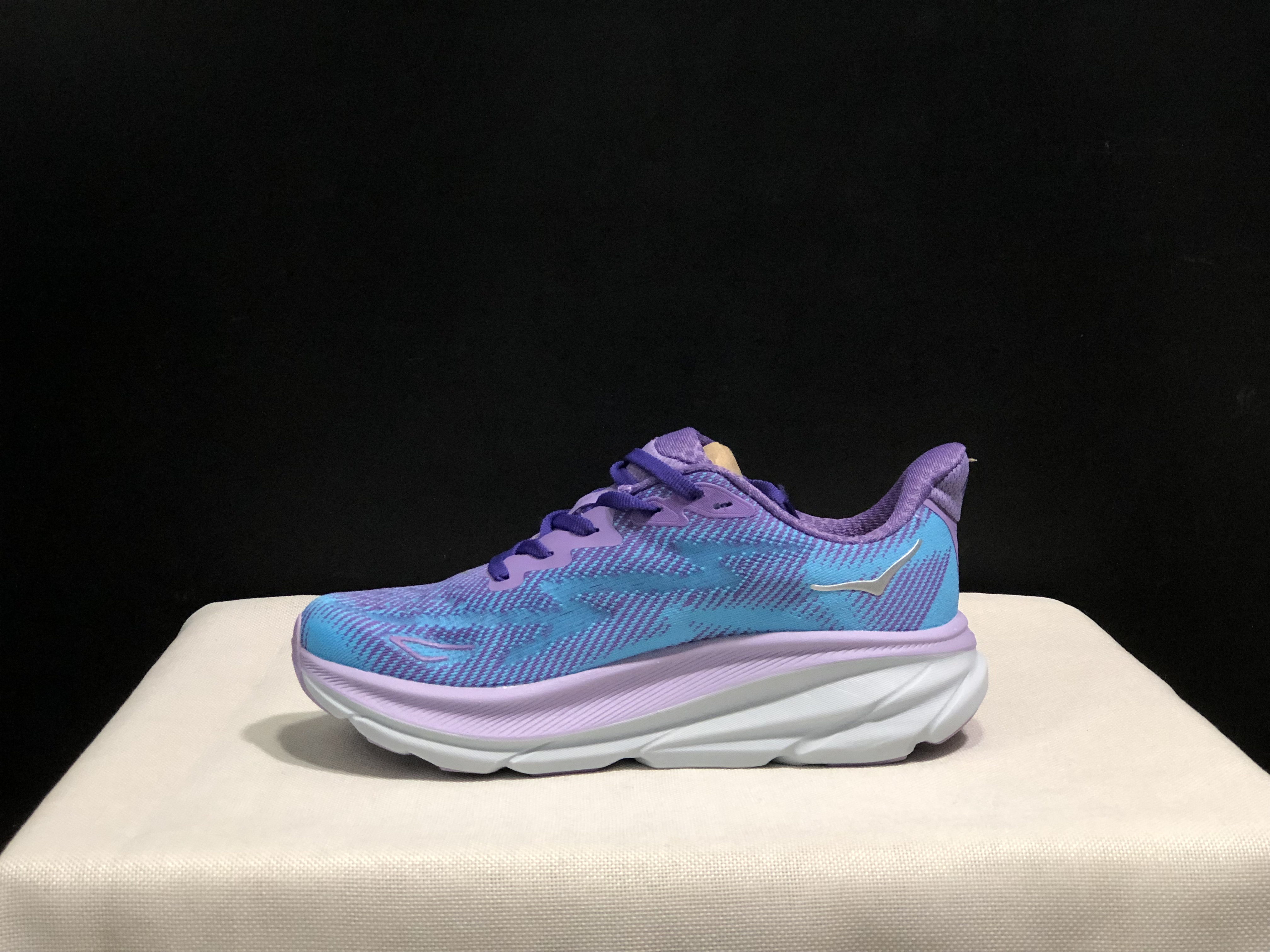Hoka One One Clifton 9 Running Shoes Athletic Shoes Sneakers Light Purple