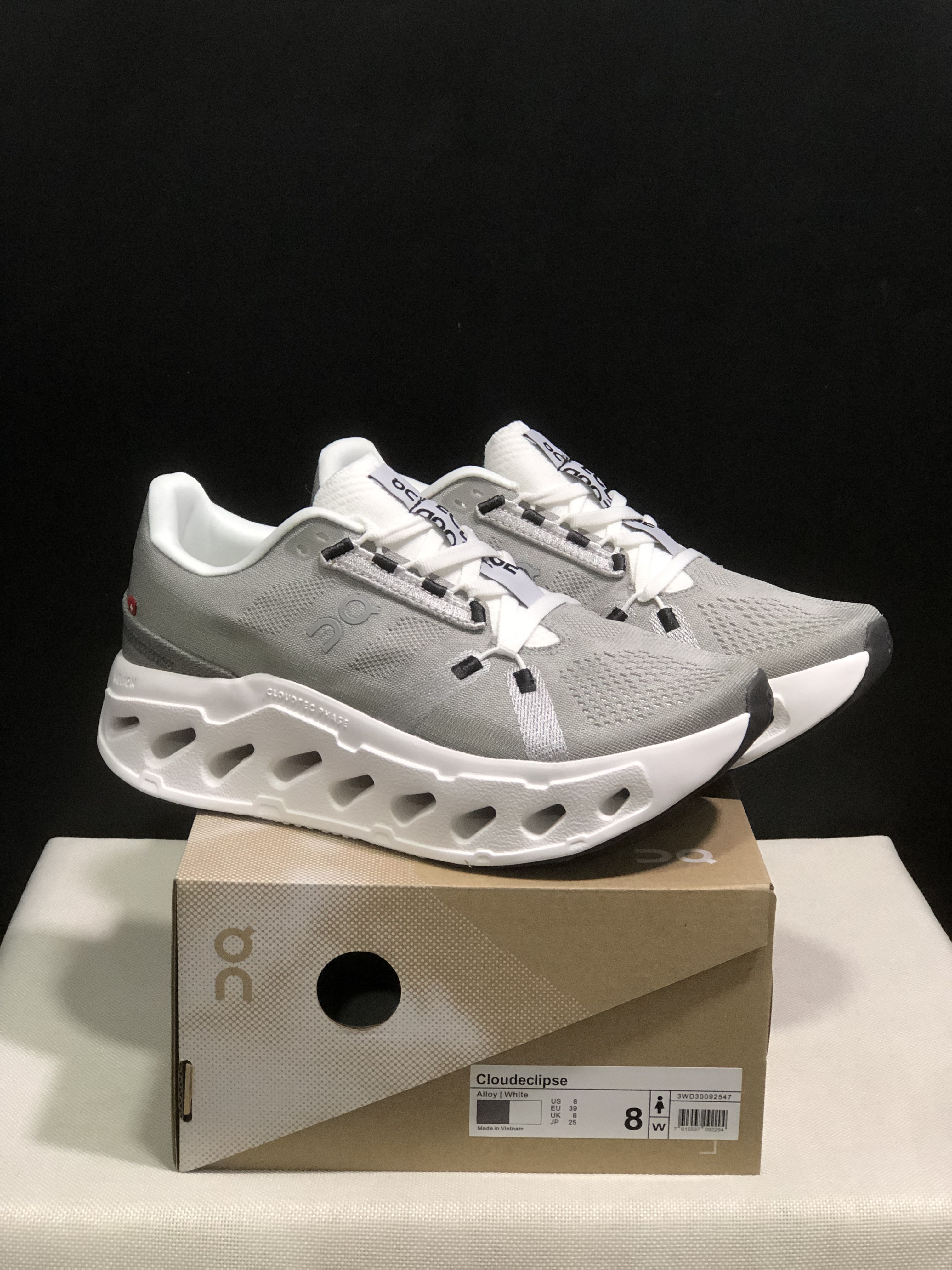 On Running Cloudeclipse Soft And Comfortable Running Shoes Alloy Ash/White