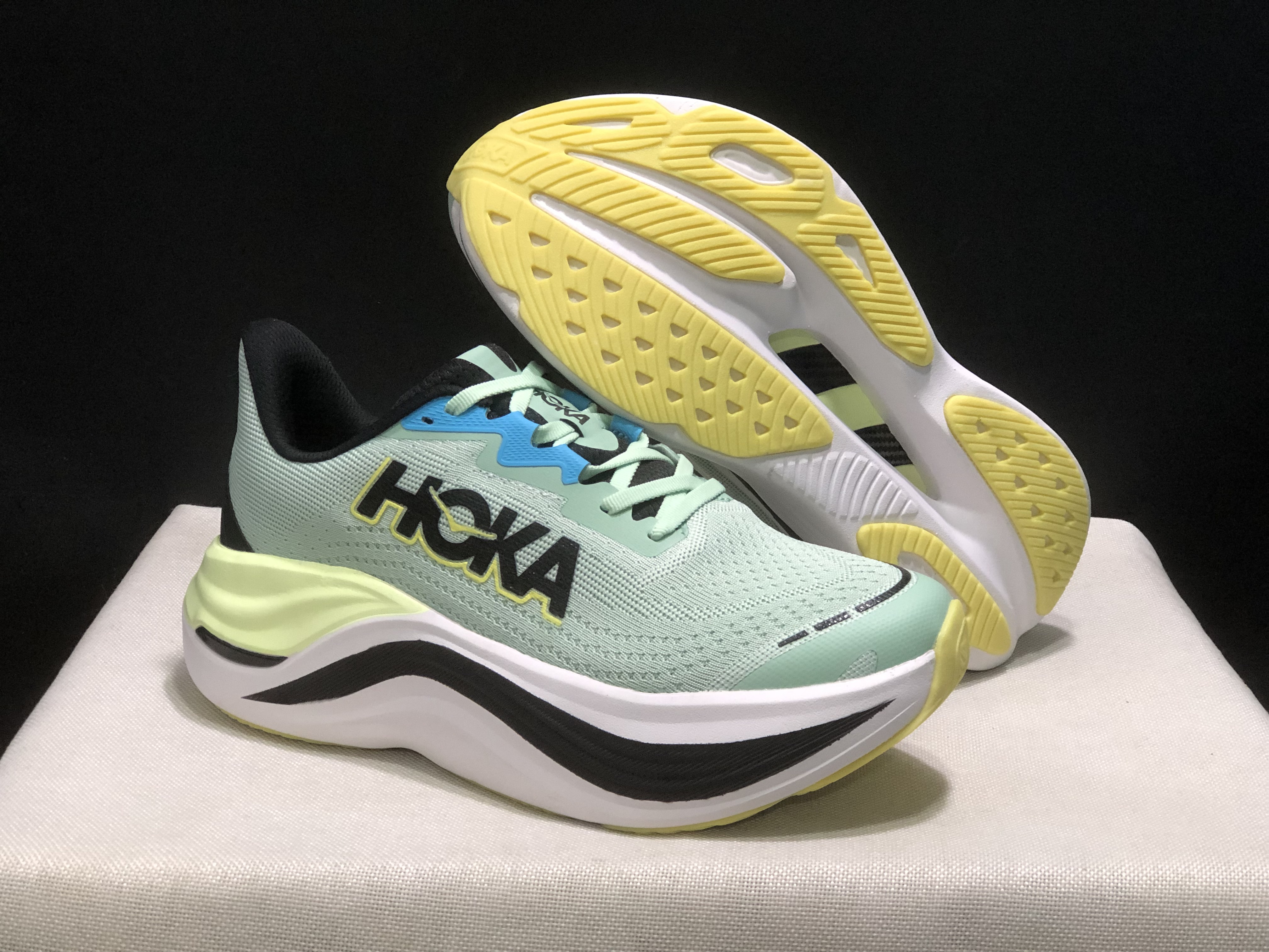 Hoka One One Skyward X Anti-slip Wear-resistant Running Shoes Sneakers Light Green