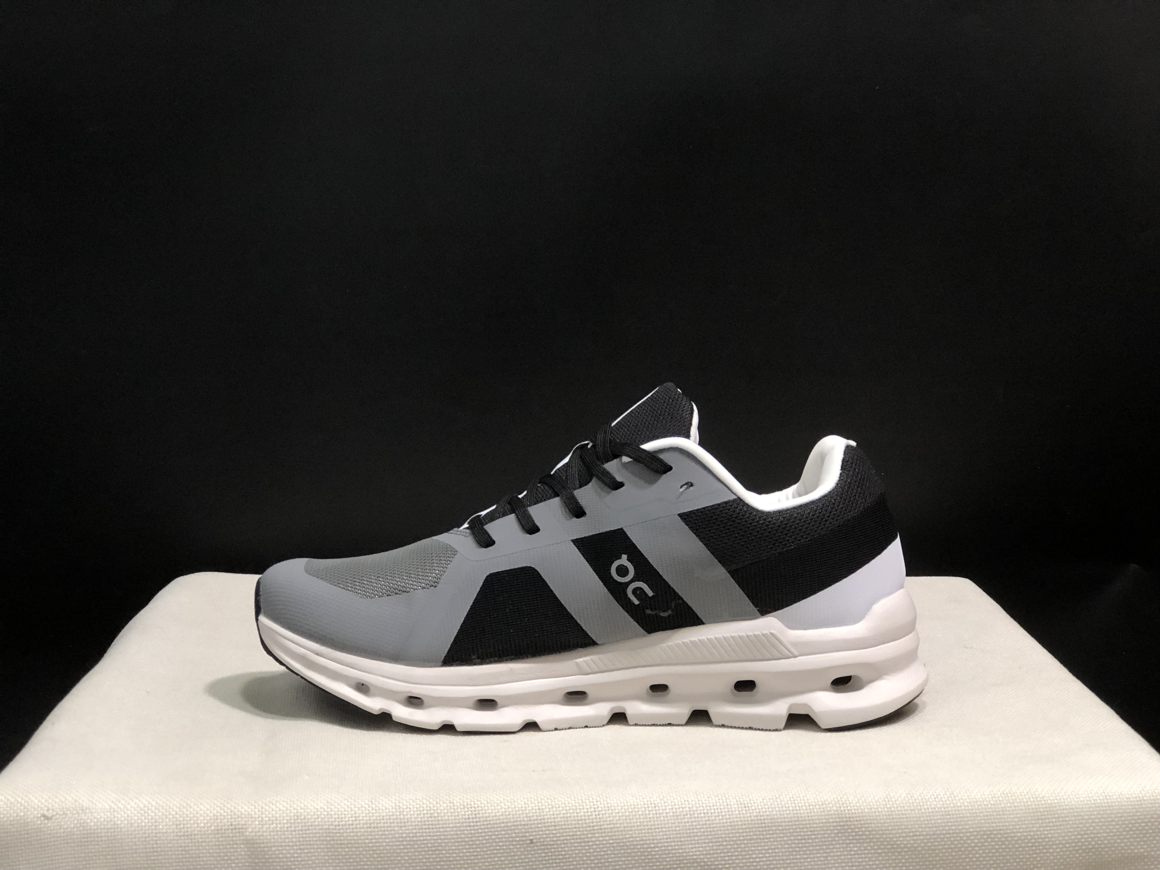 On Running Cloudrunner Anti-Slip Sports Running Shoes Eclipse/Black