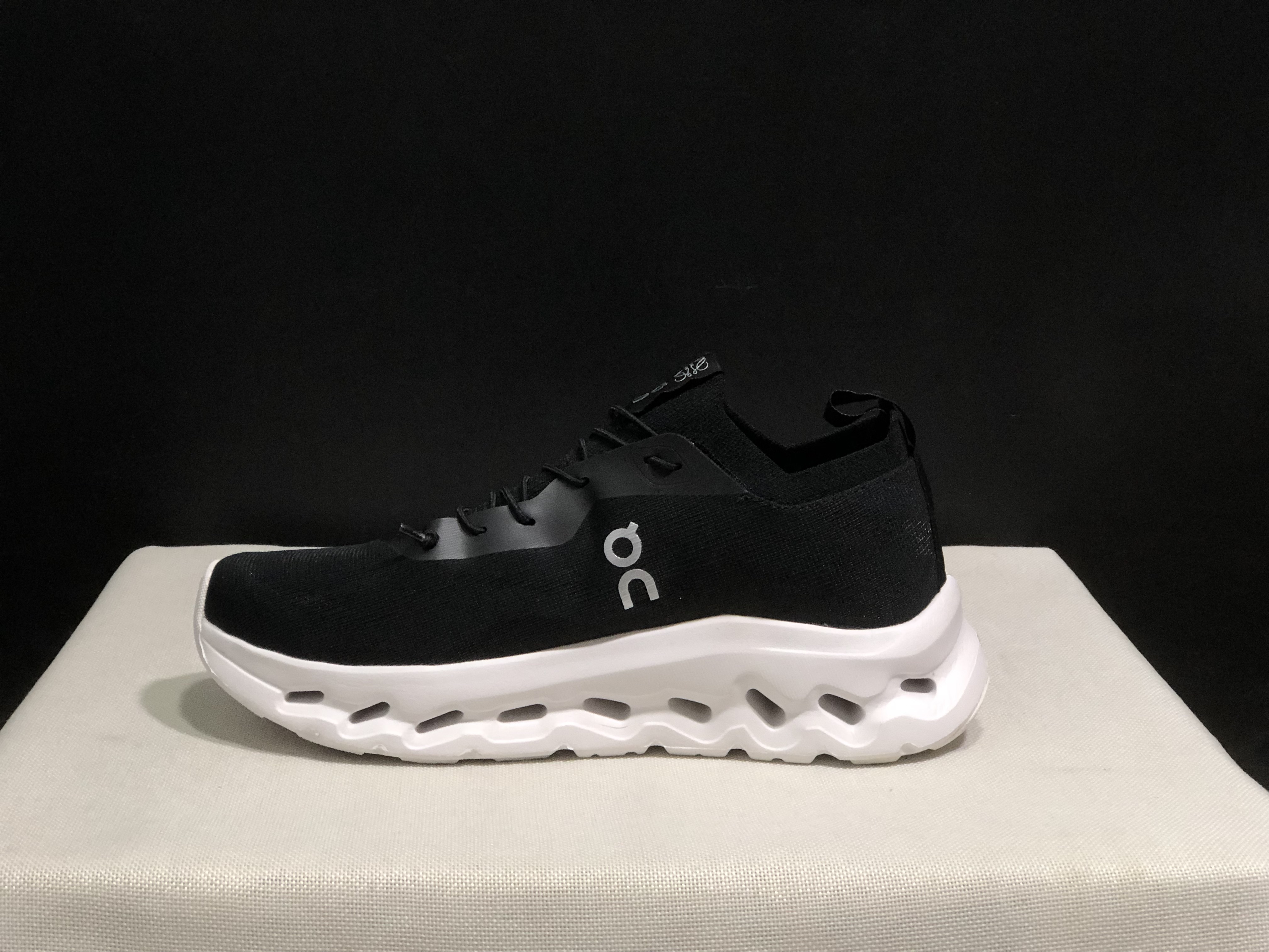 LOEWE x On Running Cloudtilt Running Shoes Co-Signed Edition Black/White