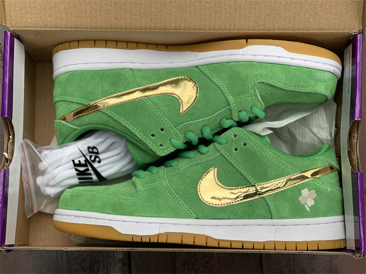Nike SB Dunk Low Pro St. Patrick's Day 2022 Green Sneakers