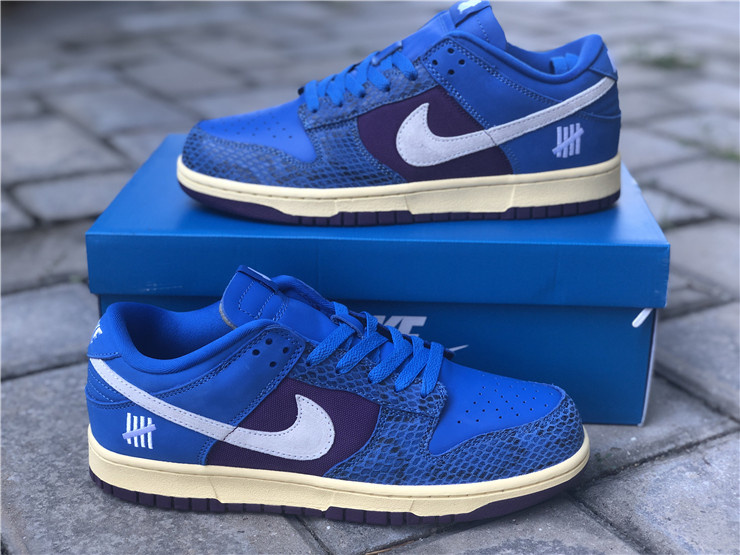 Nike Dunk x Undefeated Low '5 On It' Signal Blue Sneakers