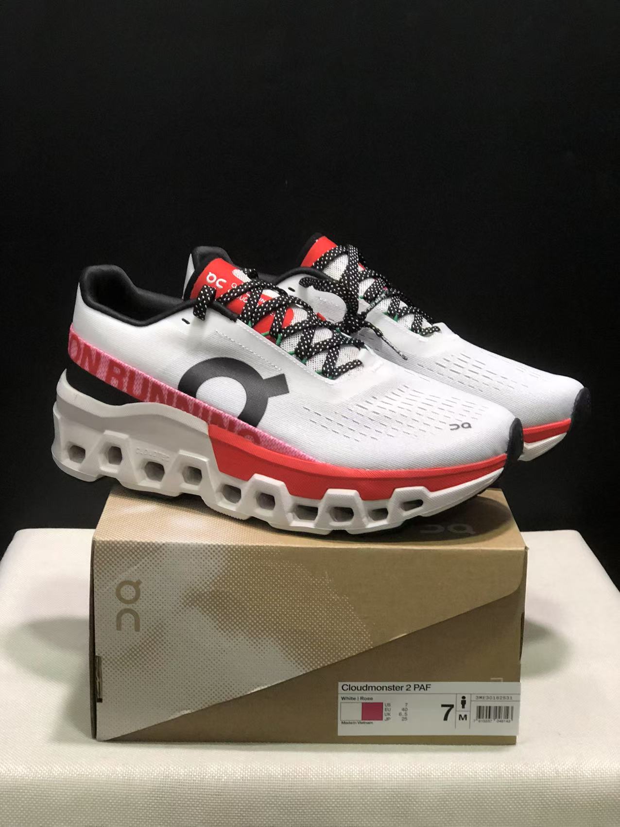 On Running Cloudmonster 2 Shock-Absorbing And Breathable Running Shoes Grayish-White/Rose