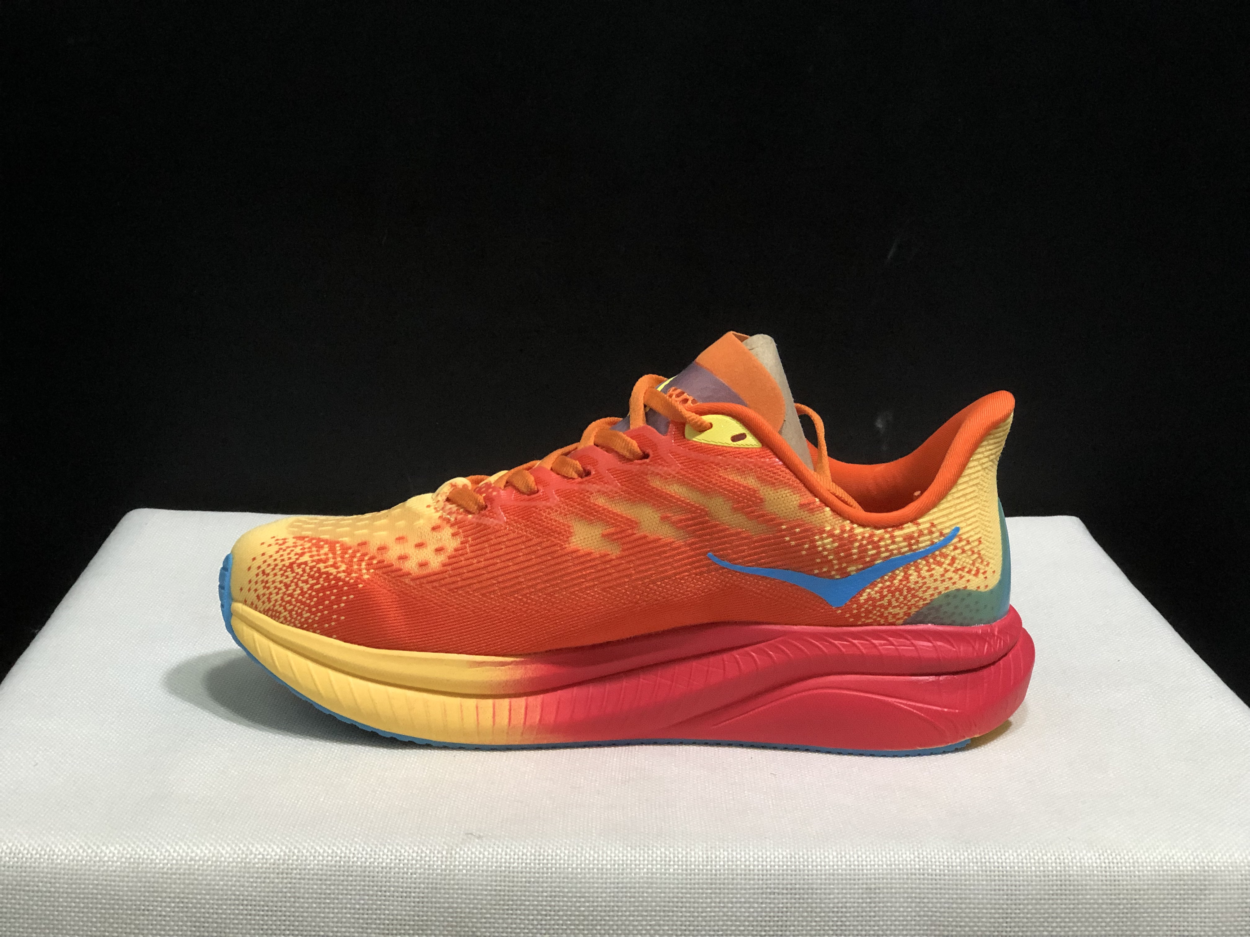 Hoka One One Mach 6 Wear-resistant Breathable Low-top Running Shoes Sneakers Yellow