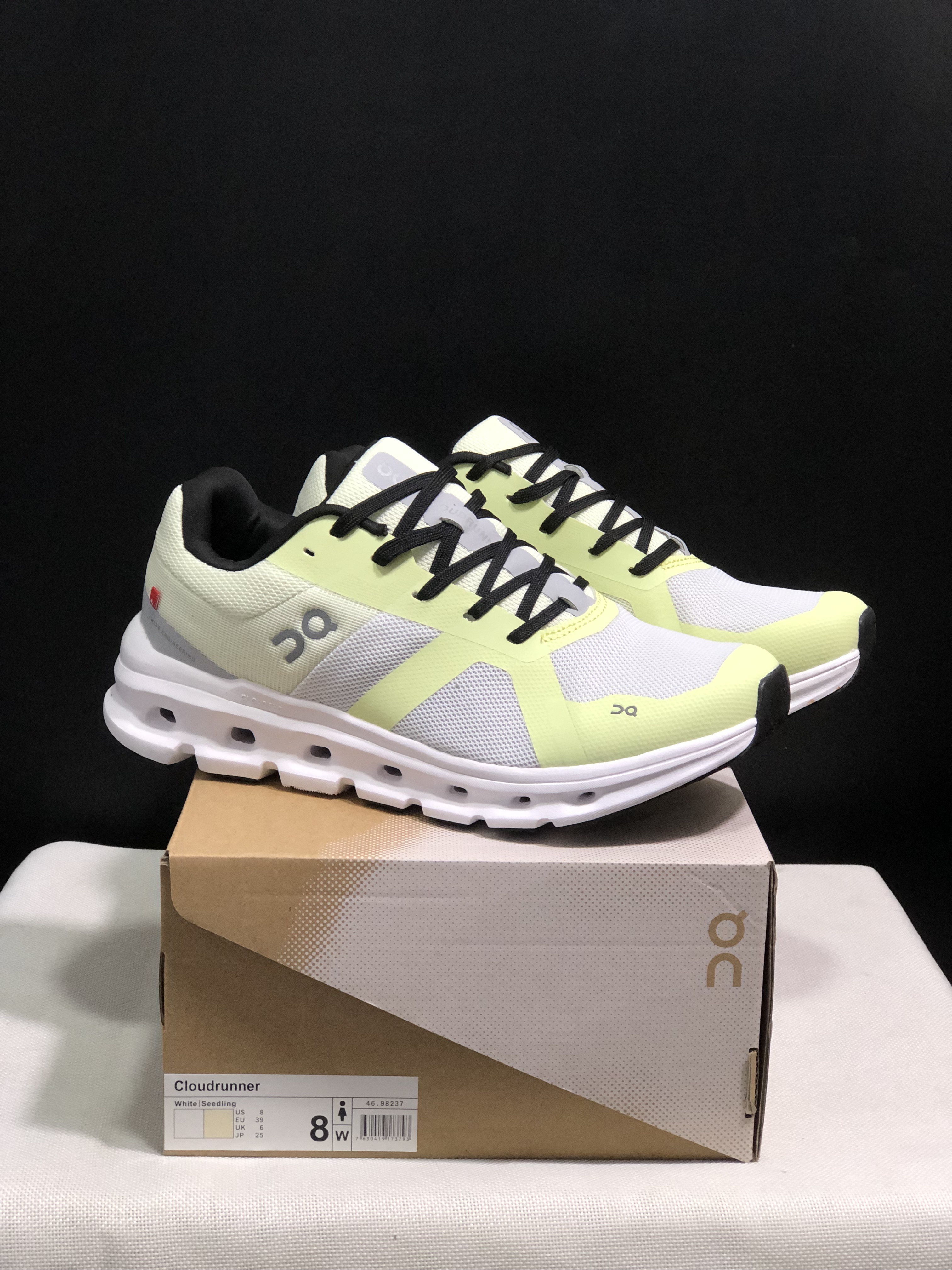 On Running Cloudrunner Anti-Slip Sports Running Shoes Light Grey/Seedling