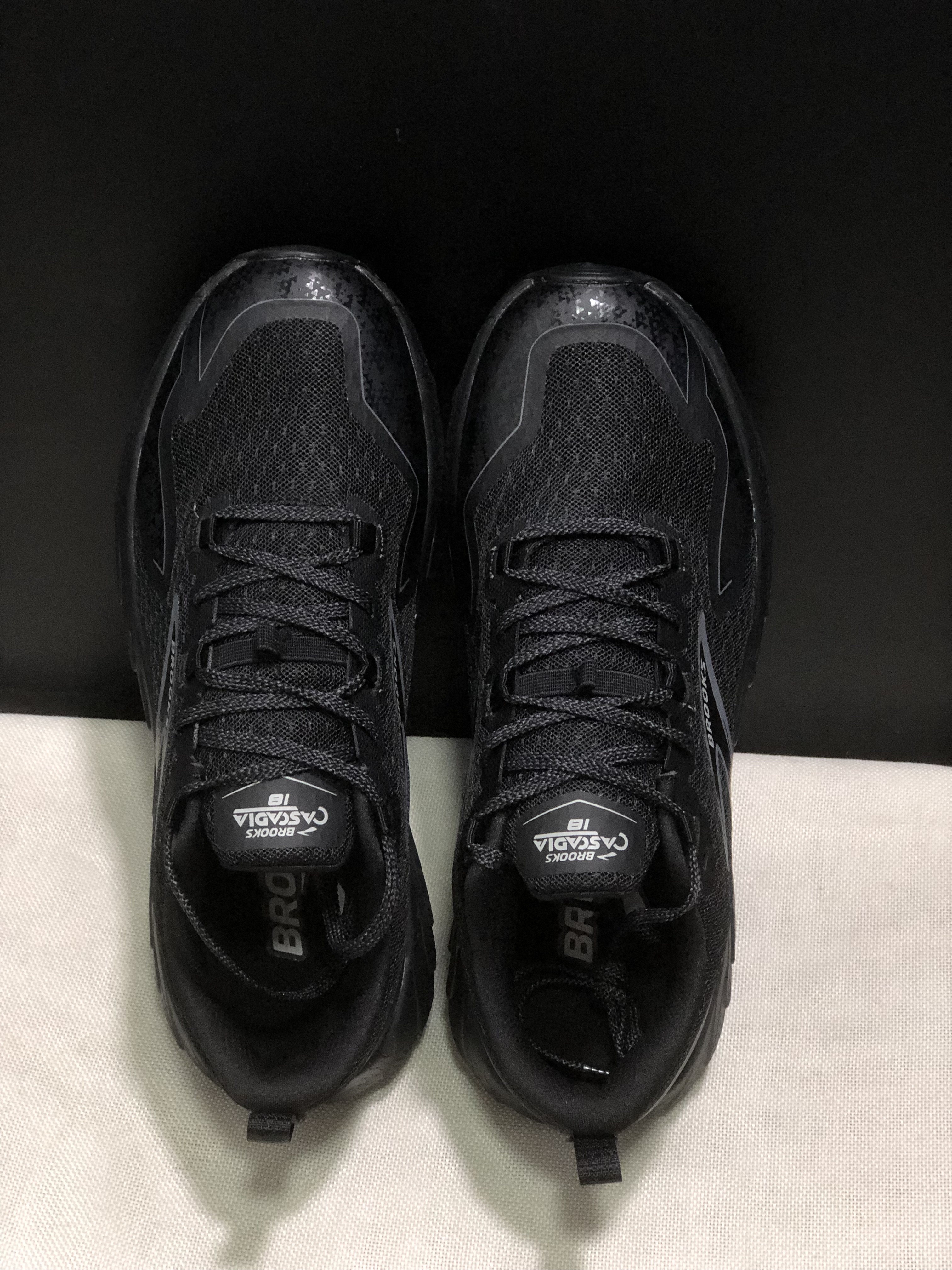 Brooks Cascadia 18 Low-top Running Shoes Black/Blackened Pearl/Grey