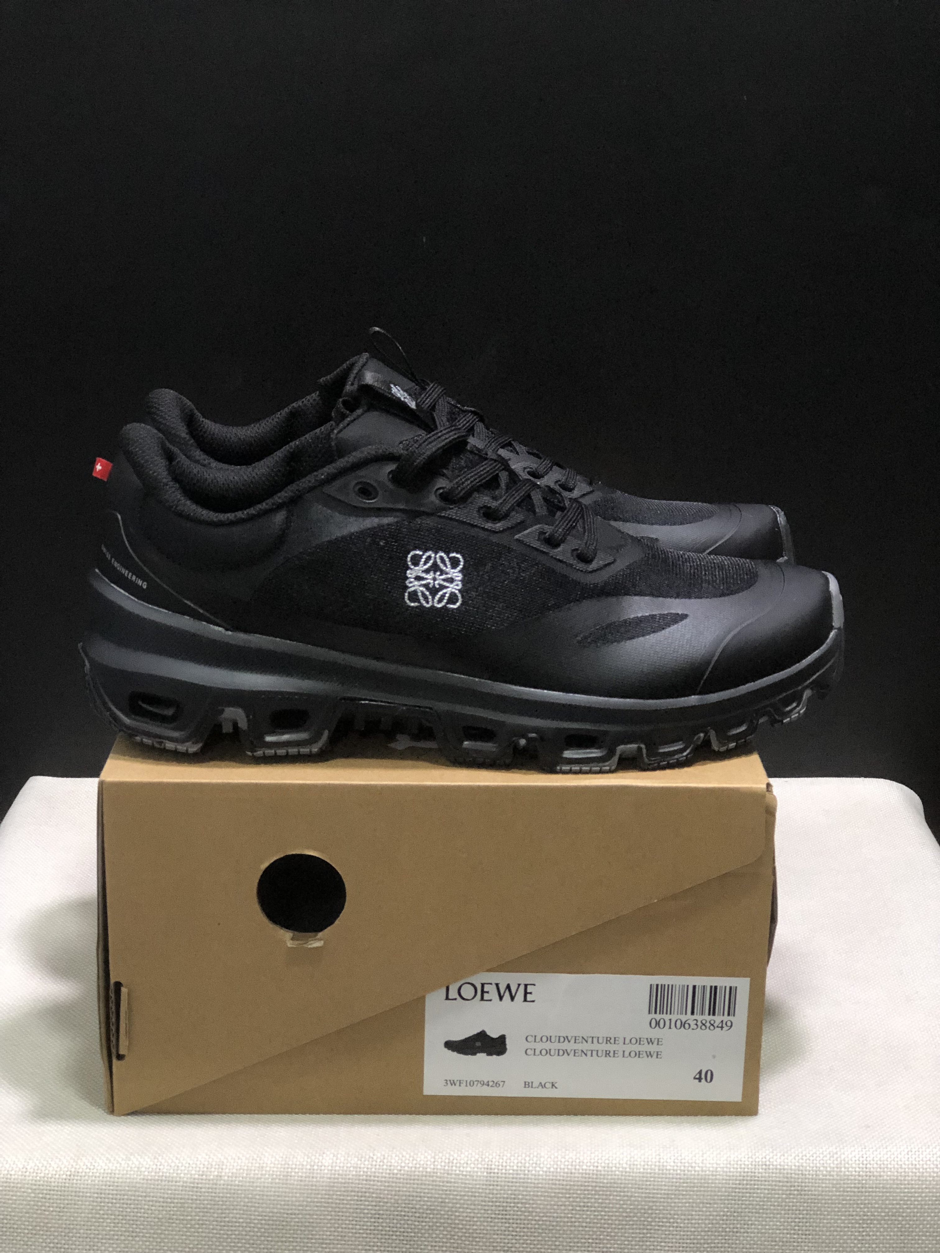 LOEWE x On Running Cloudventure 2.0 Running Shoes Co-Signed Edition All Black