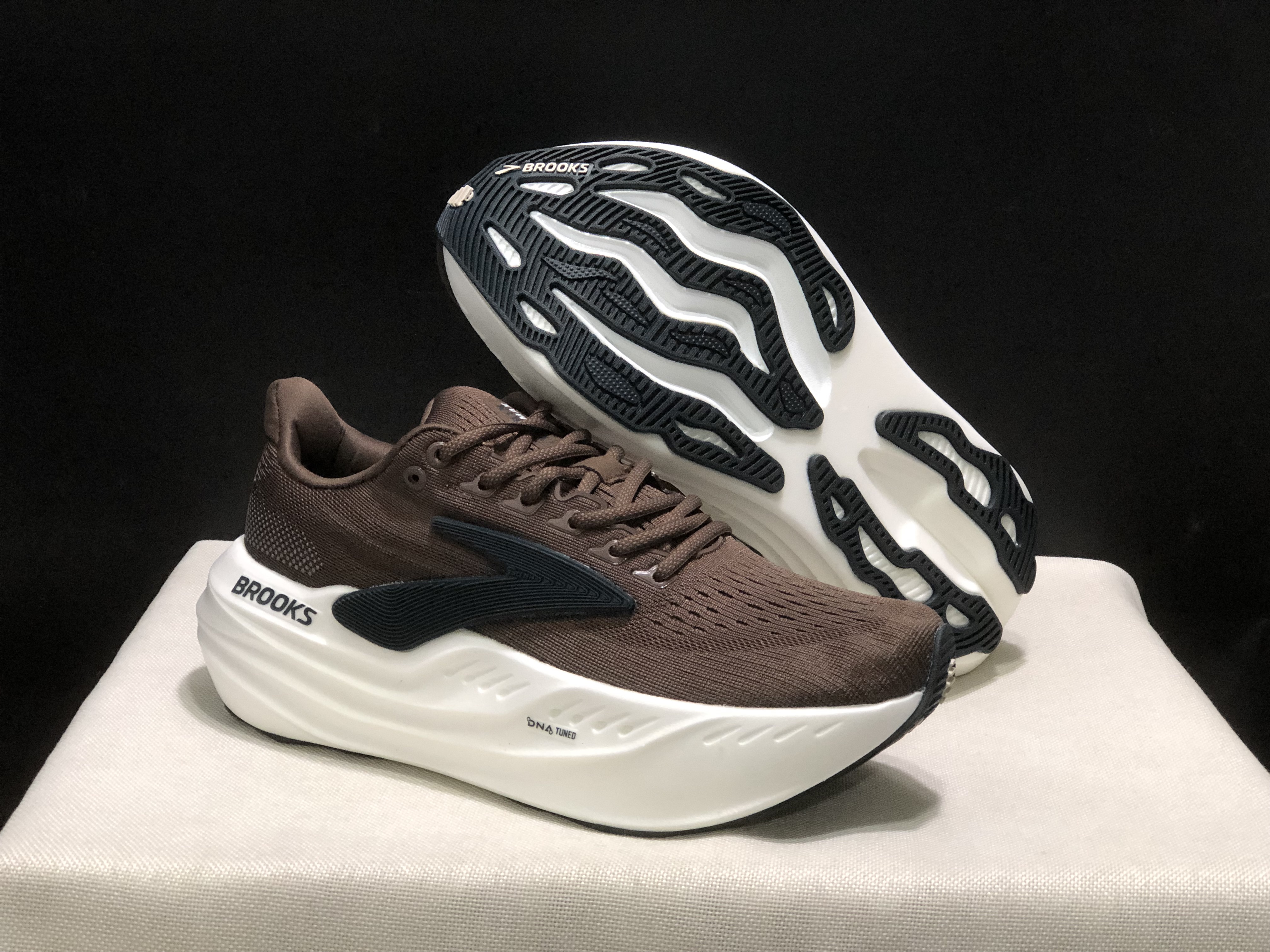 Brooks Glycerin Max Comfortable Low-top Running Shoes Brown