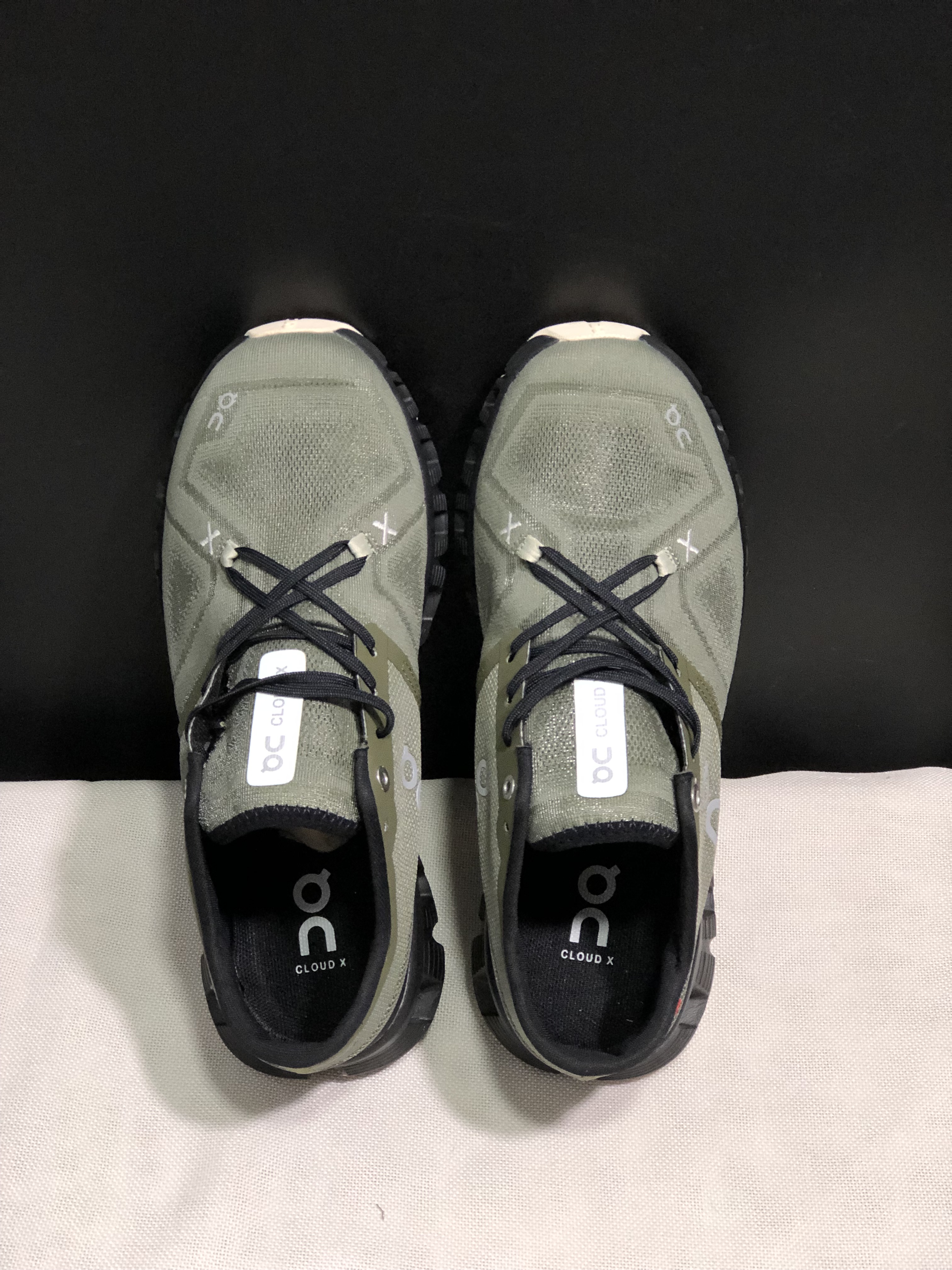 On Running Cloud X3 Shift Multi-Functional Running Shoes Olive Green/Black