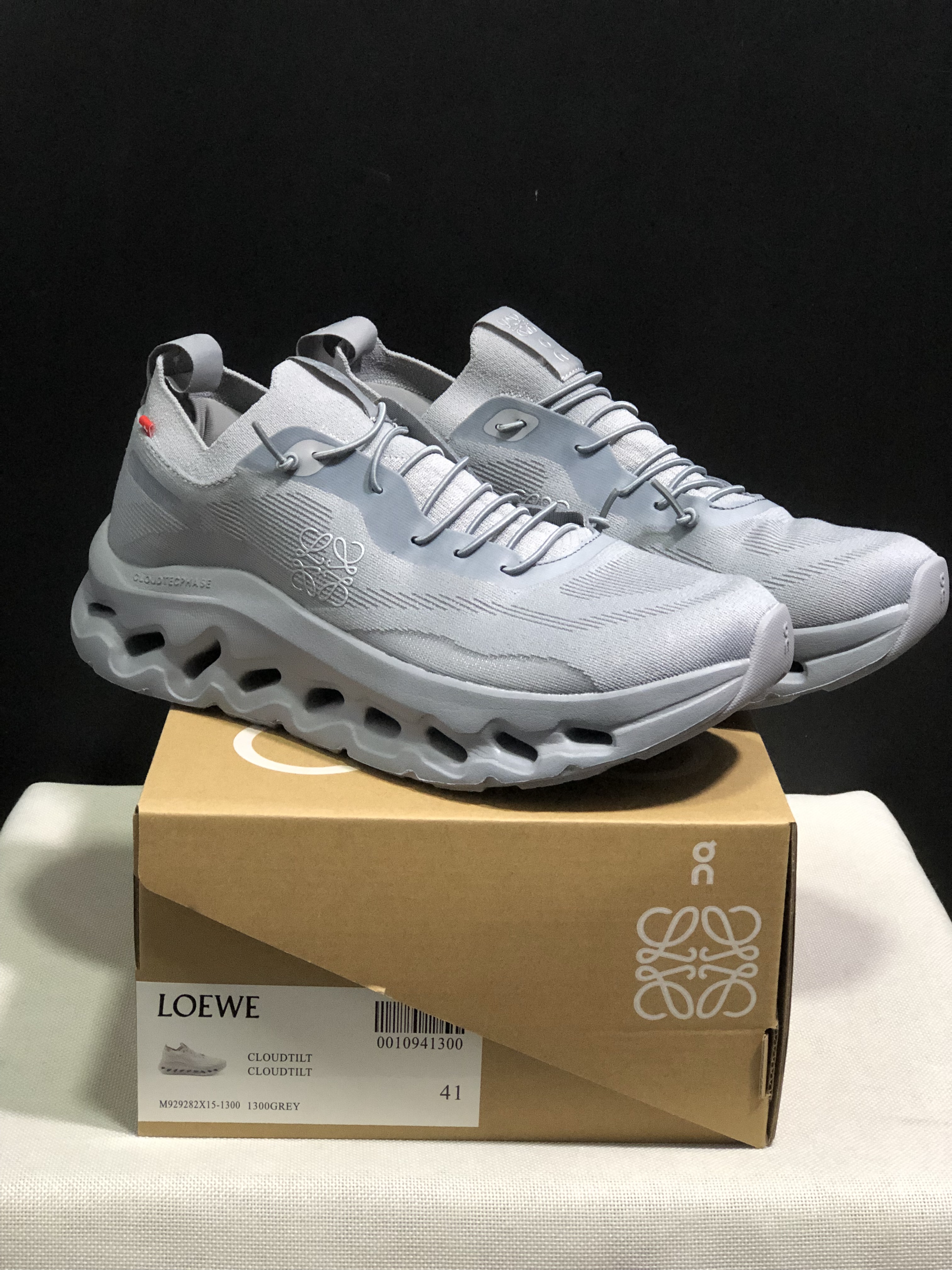 LOEWE x On Running Cloudtilt Running Shoes Co-Signed Edition Grey