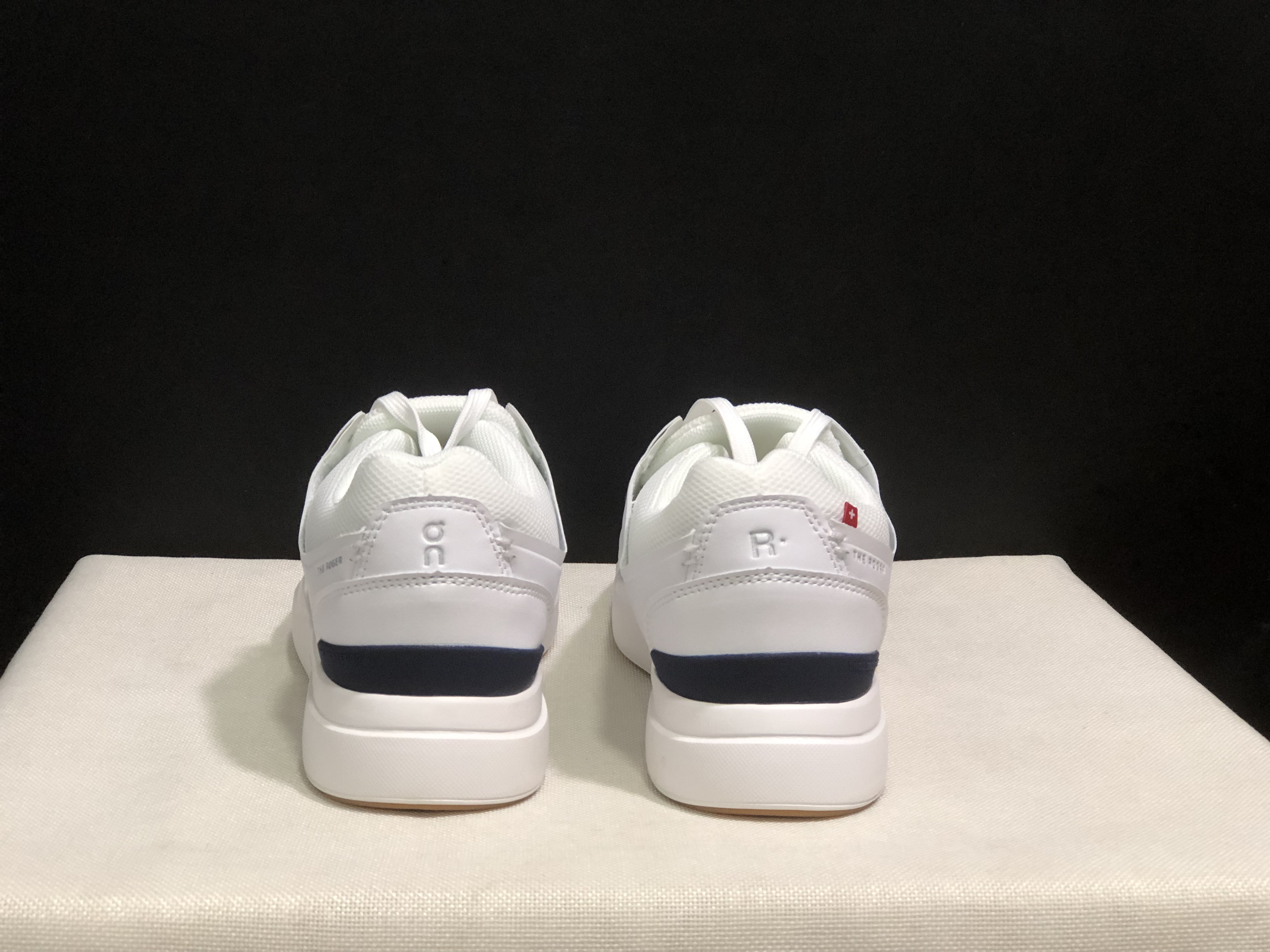 On Running The Roger Spin White Board Shoes