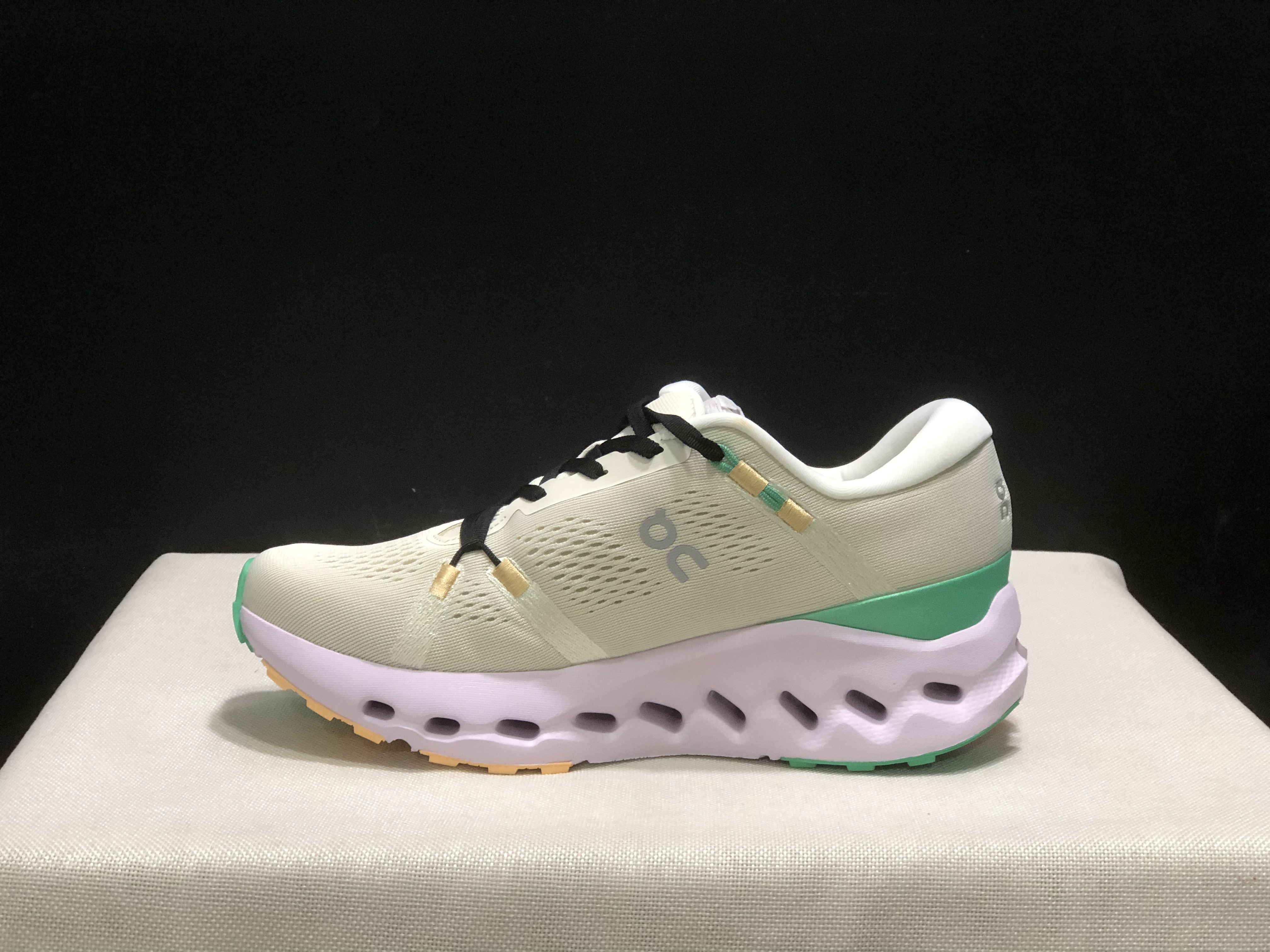 On Running Cloudsurfer 2 Casual Running Shoes Pearl/Light Purple