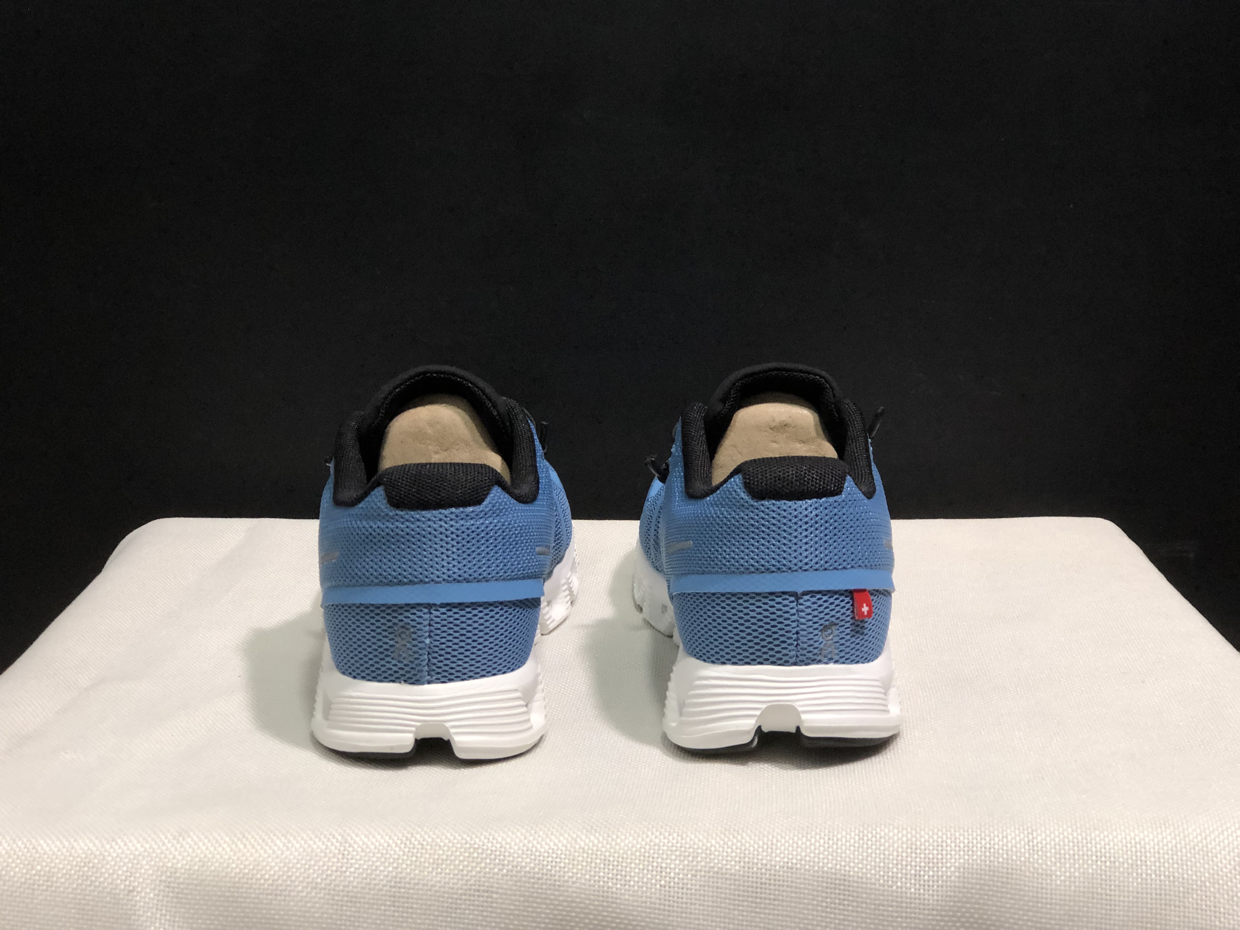 On Running Cloud 5 Lightweight Running Shoes Midnight Blue/Black