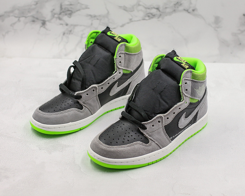 Nike Air Jordan 1 Retro High Gray Sneakers